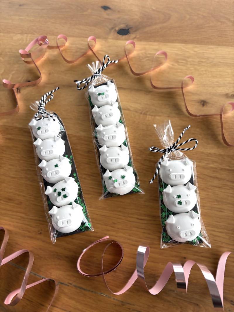 Geschenk Glück Glücksschwein Mitbringsel Gruß Für Die Tasche Kleinigkeit Glücksbringer Silvester Verpackt Neujahr Geschenk Glück Glücksschwein Mitbringsel Gruß Für Die Tasche Kleinigkeit Glücksbringer Silvester Verpackt Neujahr von Etsy - Havelpraesente