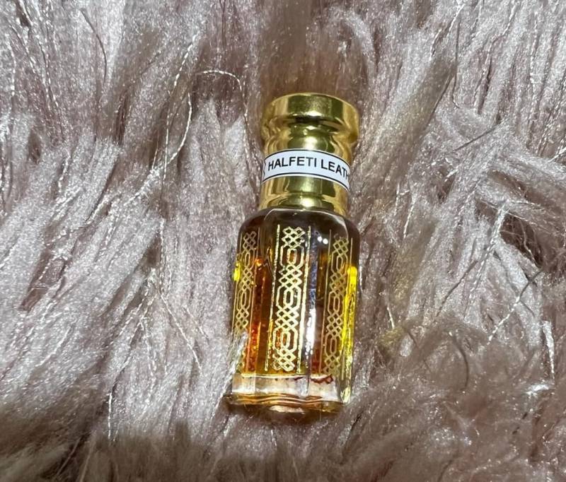 Halfeti Leder | Premium Parfüm Öl & Moschus von Etsy - HeavenlyOuds