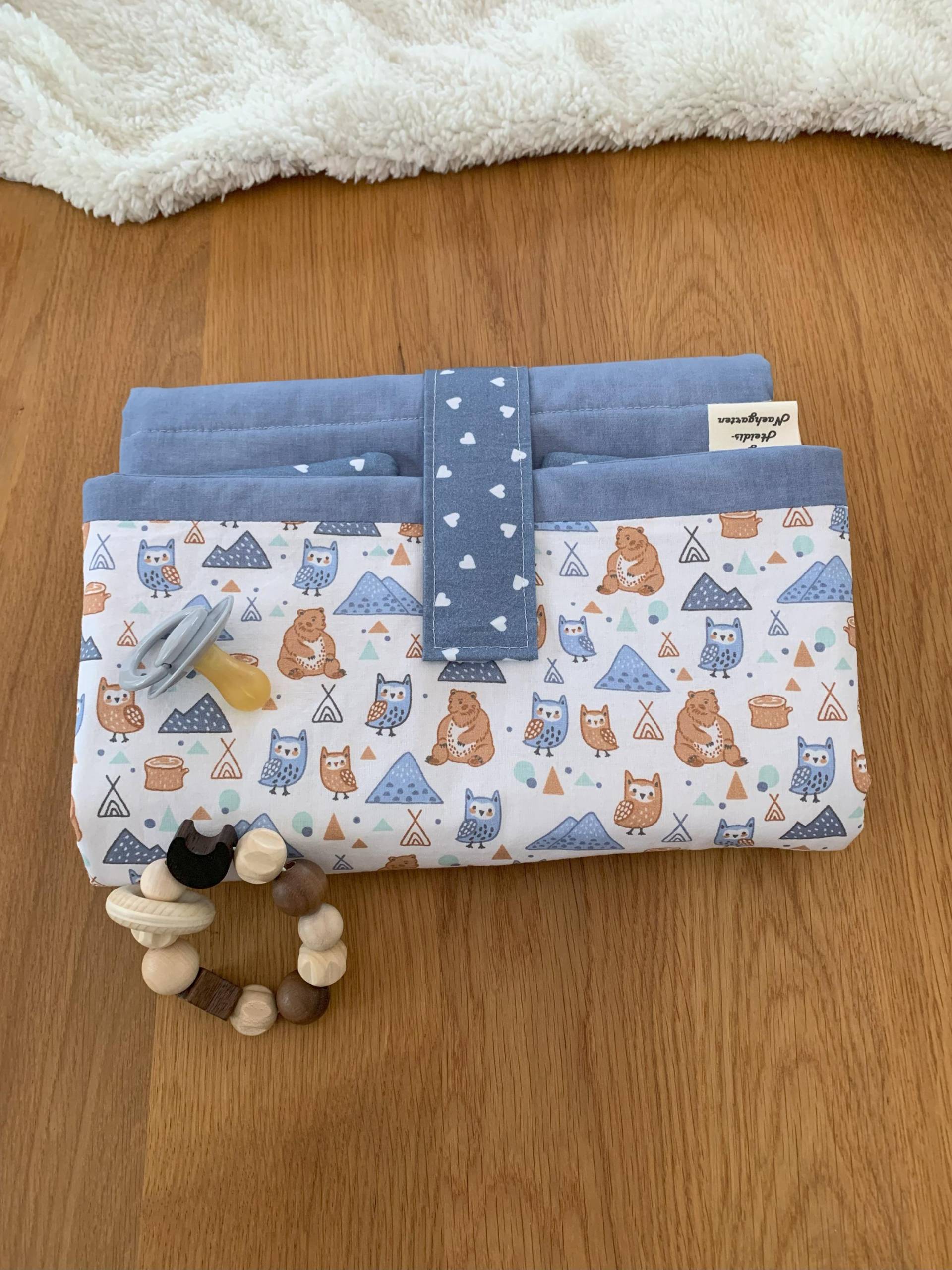 2In1 Wickelunterlage Wilma Für Unterwegs Mit Taschen Windeln, Feuchttücher Etc. Handgenäht von Etsy - HeidisNaehgarten