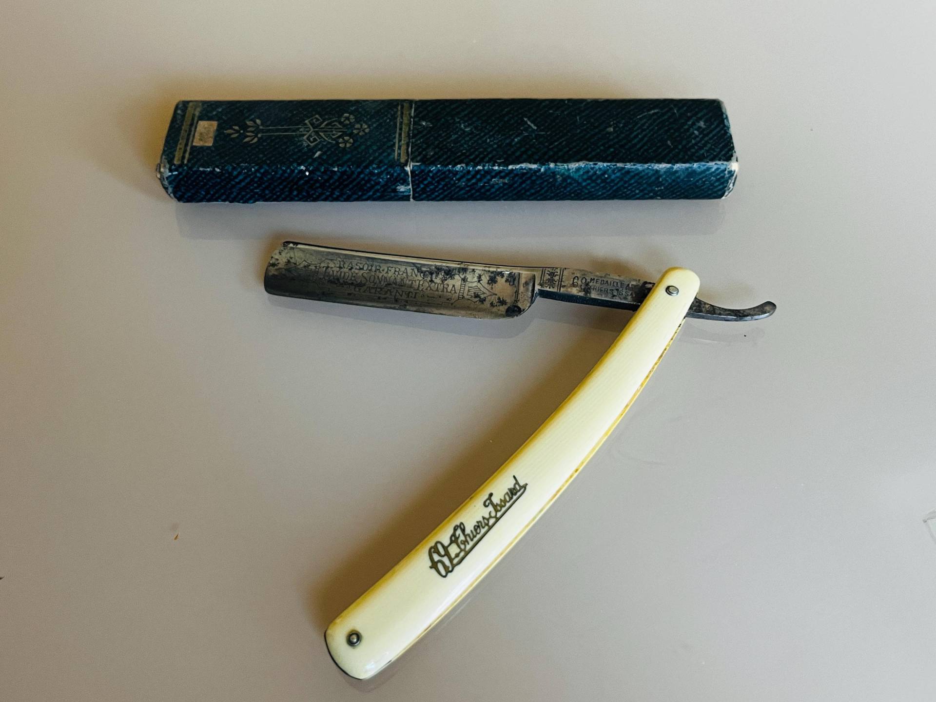 Antikes Rasiermesser Sammlerstück 5/8 Rasoir von Etsy - HeinrichAntique