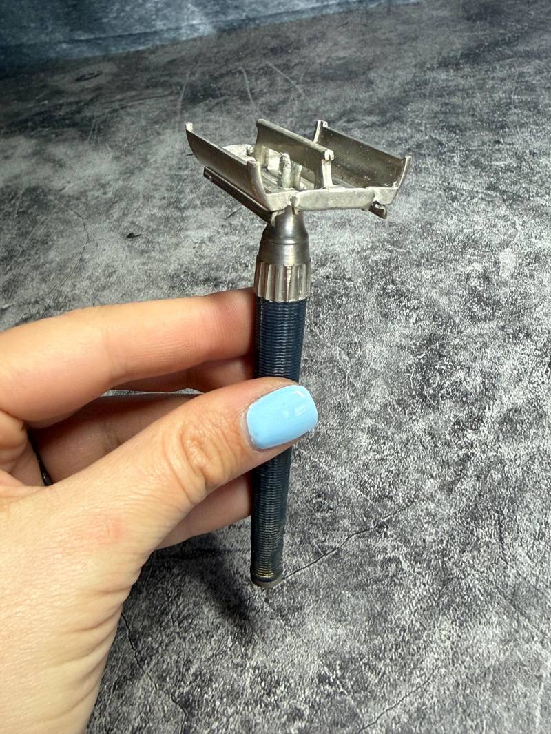 Vintage Gillette Rasierhobel Slim Twist T2 von Etsy - HeinrichAntique