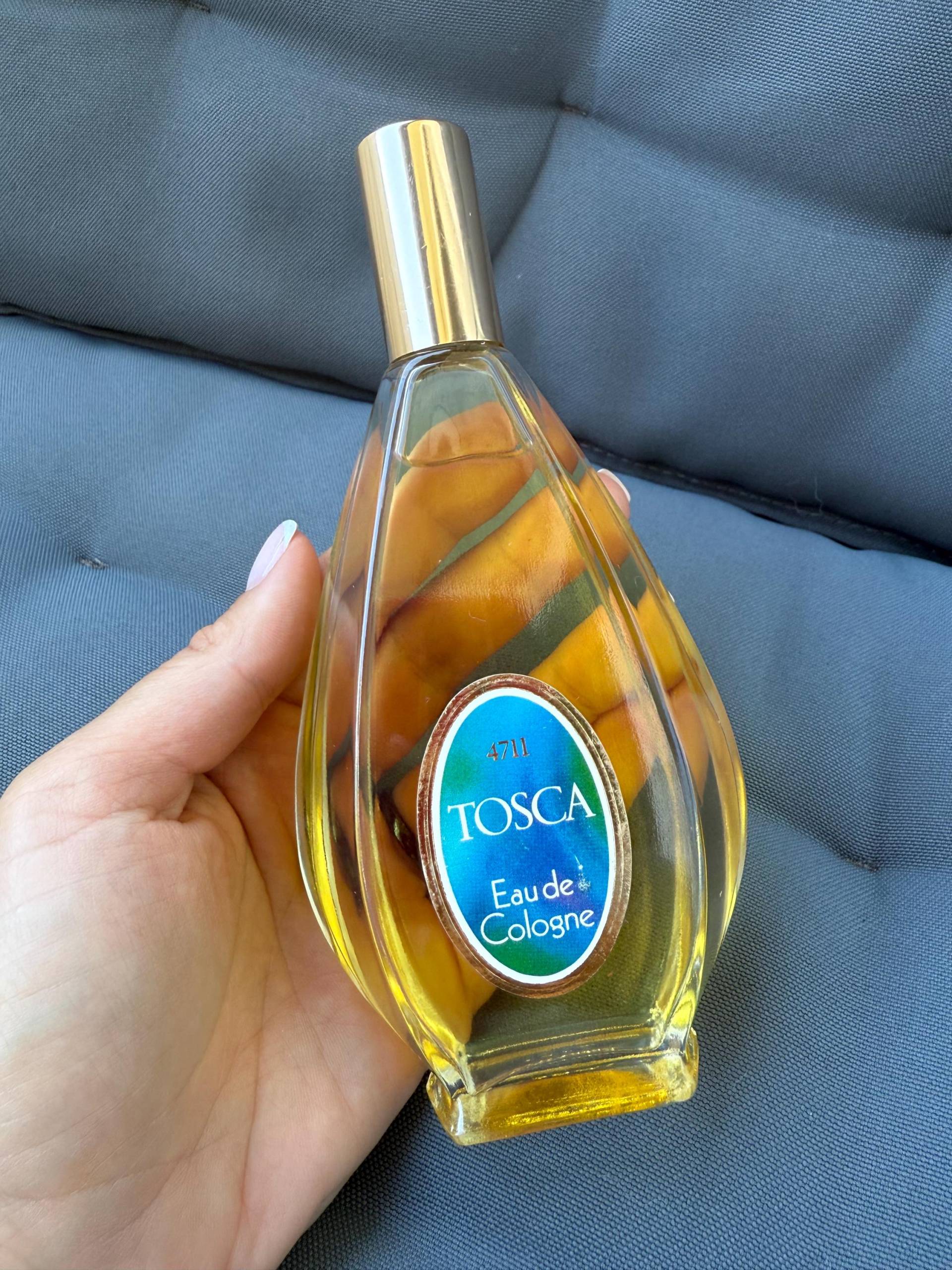 Vintage W. Germany Era Tosca 4711 Eau De Cologne 135 Ml in Glasflasche Sammelwürdiges Parfum Für Damen Original 1970 - 1980 Vintage W. Germany Era Tosca 4711 Eau De Cologne 135 Ml in Glasflasche Sammelwürdiges Parfum Für Damen Original 1970 - 1980 von Etsy - HeinrichAntique