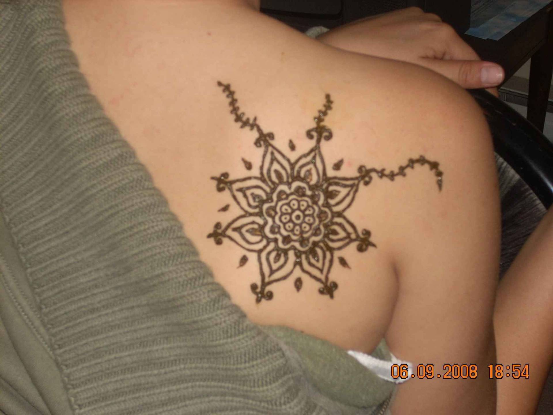 12 Henna Reusable Stencils For Application Of Designs Temporary Tattoo Stencil 12 Henna Reusable Stencils For Application Of Designs Temporary Tattoo Stencil von Etsy - HennaMart