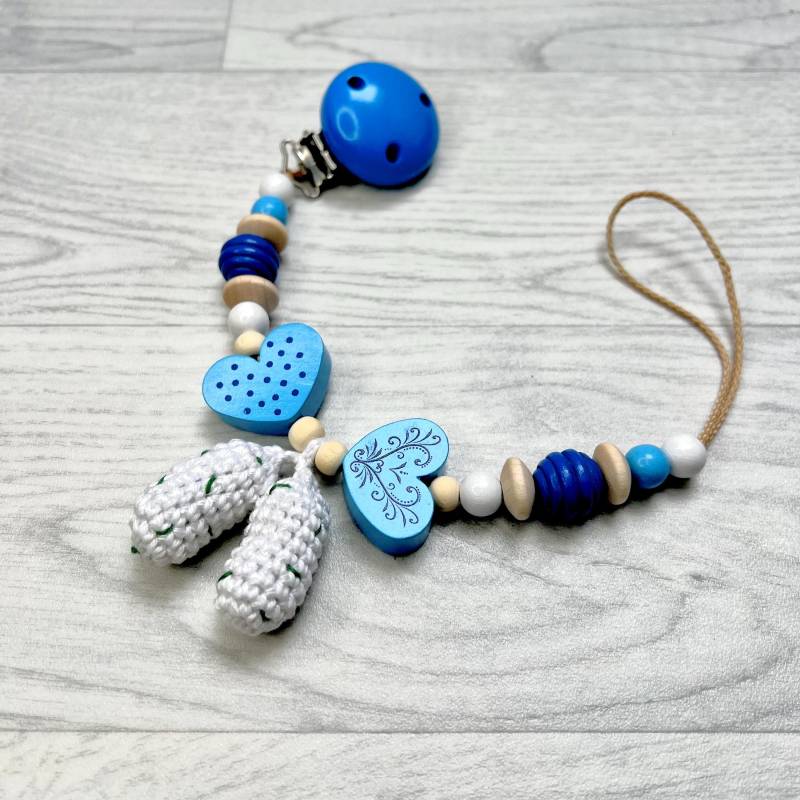 Schnullerkette Weisswurst, Junge, Mädchen, Blau, Bayrisch, Gehäkelt, Geschenkset, Baby, Oktoberfest, Bayern Schnullerkette Weisswurst, Junge, Mädchen, Blau, Bayrisch, Gehäkelt, Geschenkset, Baby, Oktoberfest, Bayern von Etsy - HerzarbeitDE