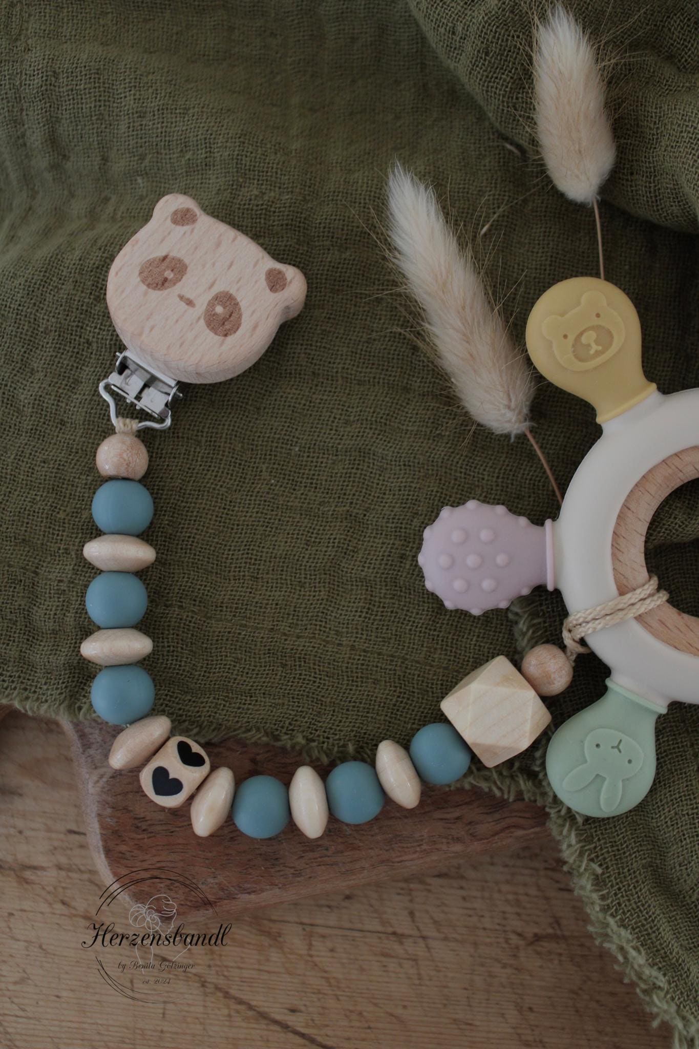 Personalisierte Schnullerkette Mit Namen Für Mädchen Und Jungen in Verschiedenen Farben Ausführungen Als Babygeschenk Zur Geburt Etc Personalisierte Schnullerkette Mit Namen Für Mädchen Und Jungen in Verschiedenen Farben Ausführungen Als Babygeschenk Zur Geburt Etc von Etsy - HerzensbandlbyBenita