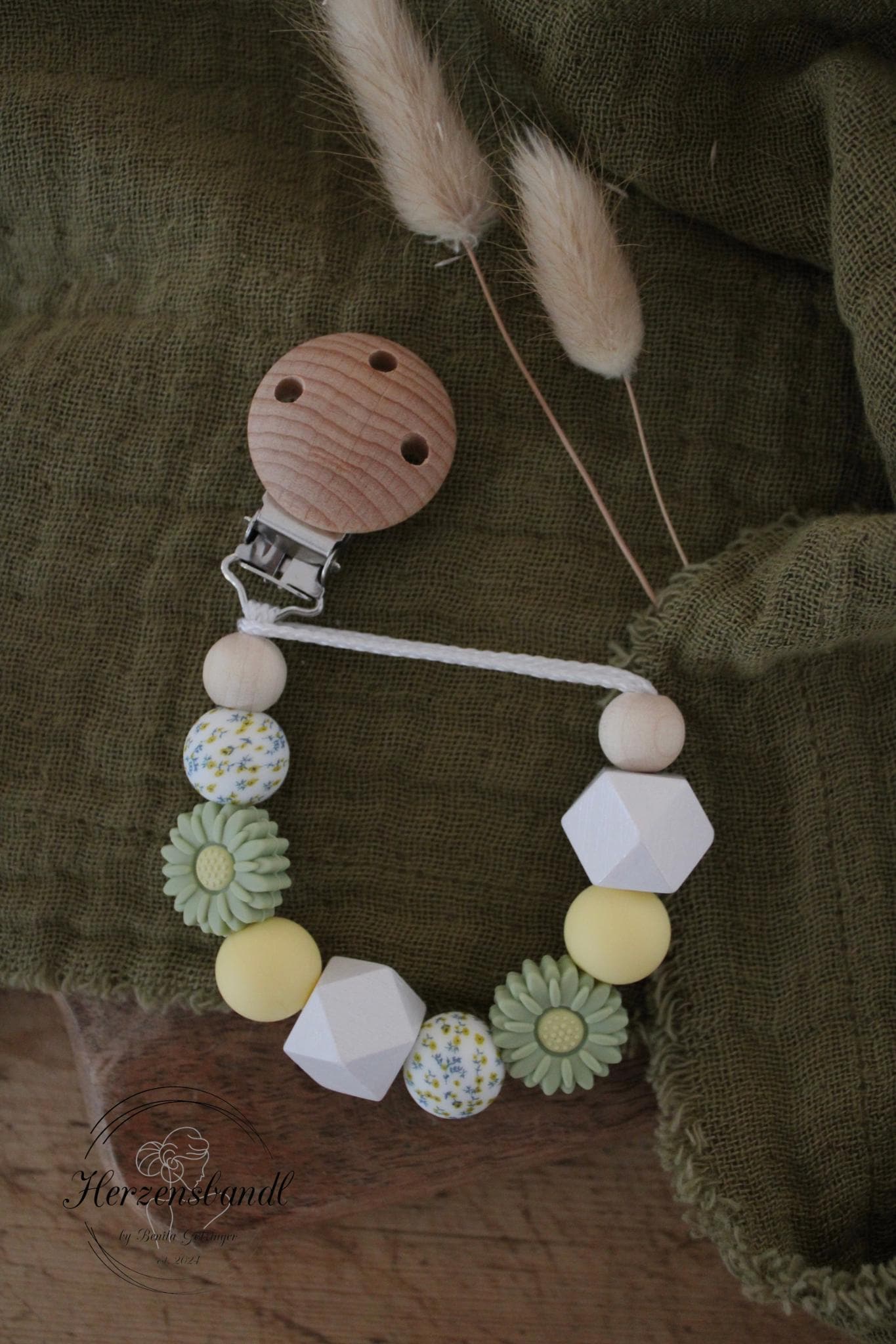 Personalisierte Schnullerkette Mit Namen Für Mädchen Und Jungen in Verschiedenen Farben Ausführungen Als Babygeschenk Zur Geburt Etc Personalisierte Schnullerkette Mit Namen Für Mädchen Und Jungen in Verschiedenen Farben Ausführungen Als Babygeschenk Zur Geburt Etc von Etsy - HerzensbandlbyBenita