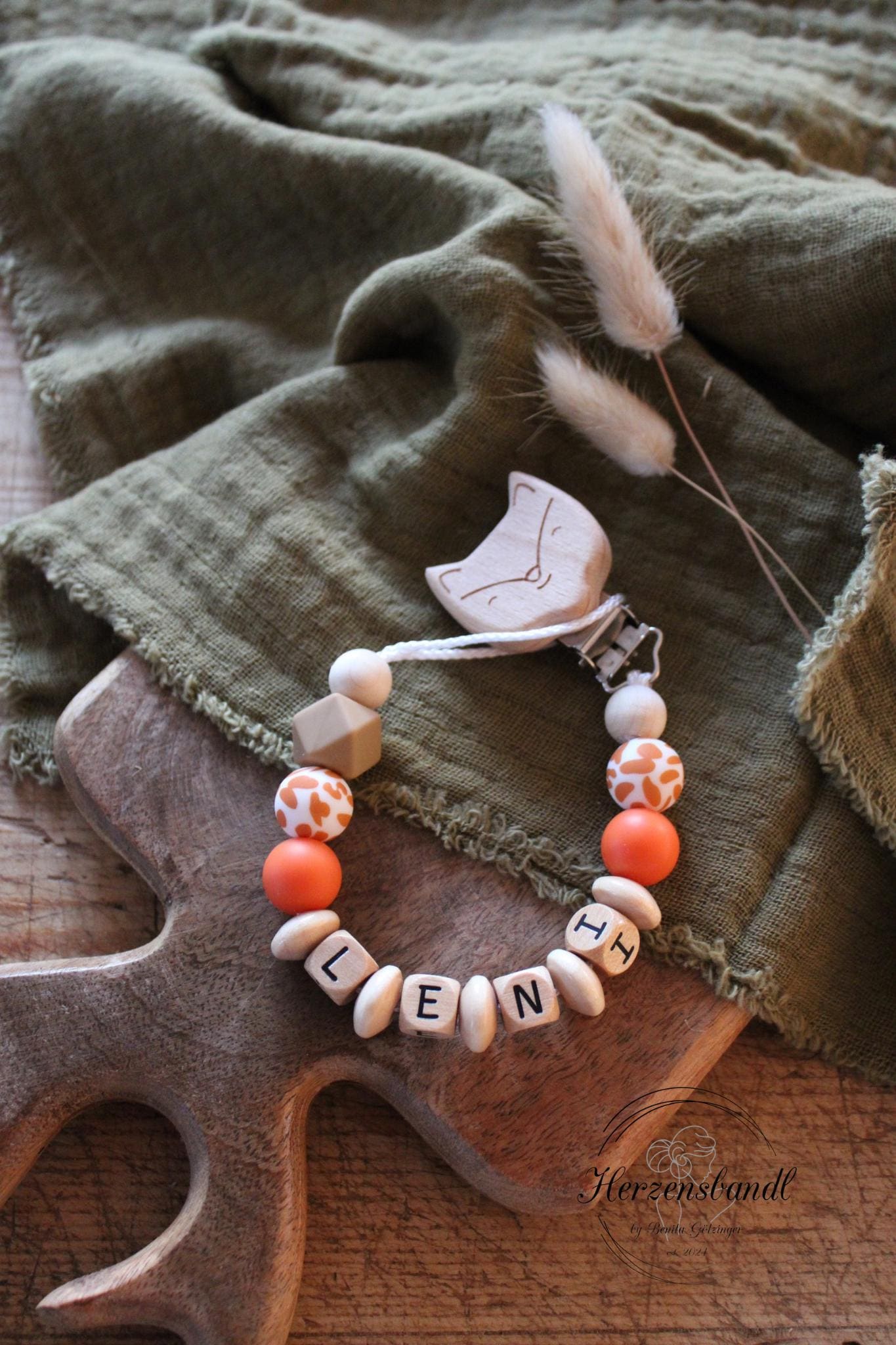 Personalisierte Schnullerkette Mit Namen Für Mädchen Und Jungen in Verschiedenen Farben Ausführungen Als Babygeschenk Zur Geburt Etc Personalisierte Schnullerkette Mit Namen Für Mädchen Und Jungen in Verschiedenen Farben Ausführungen Als Babygeschenk Zur Geburt Etc von Etsy - HerzensbandlbyBenita