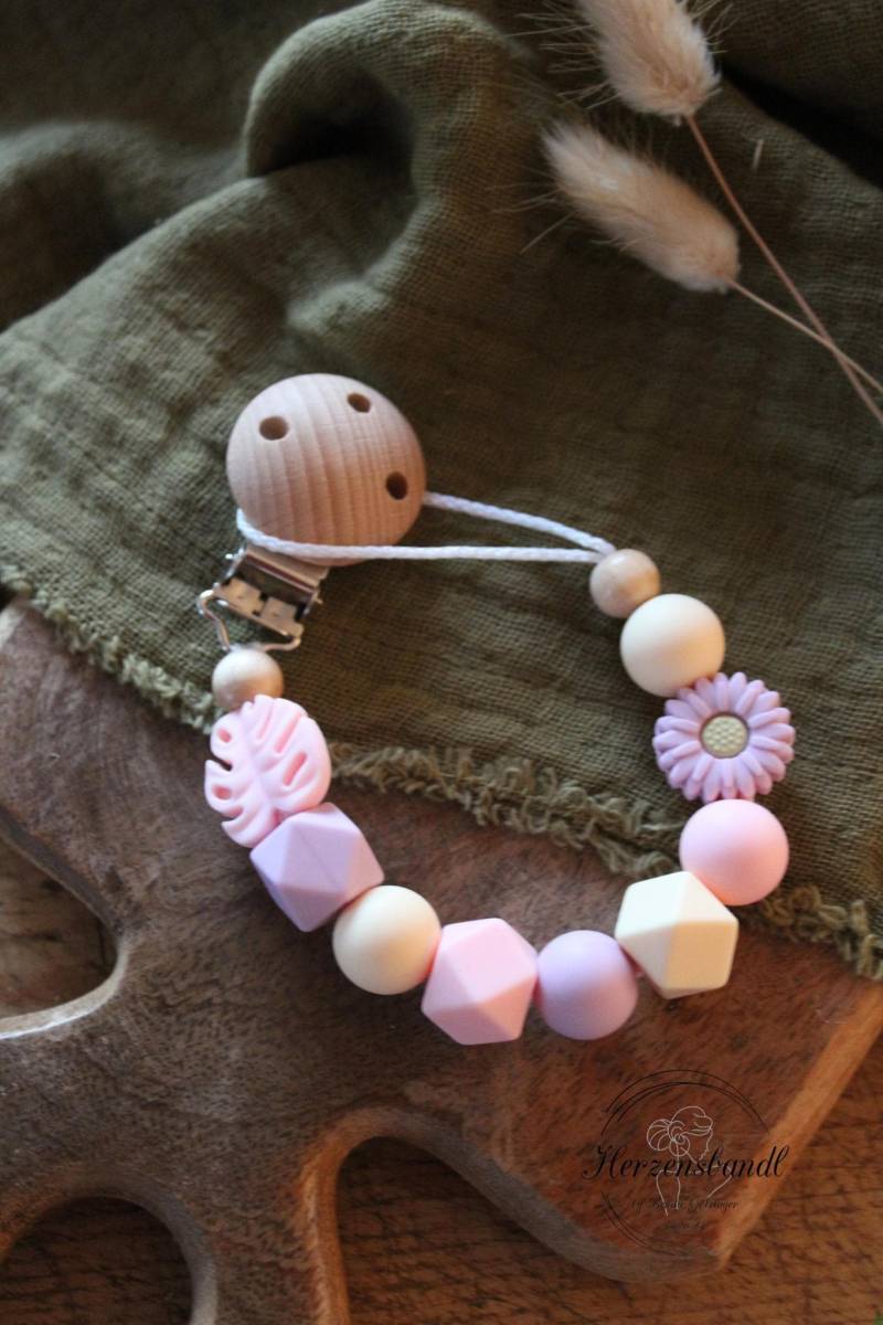 Personalisierte Schnullerkette Mit Namen Für Mädchen Und Jungen in Verschiedenen Farben Ausführungen Als Babygeschenk Zur Geburt Etc Personalisierte Schnullerkette Mit Namen Für Mädchen Und Jungen in Verschiedenen Farben Ausführungen Als Babygeschenk Zur Geburt Etc von Etsy - HerzensbandlbyBenita