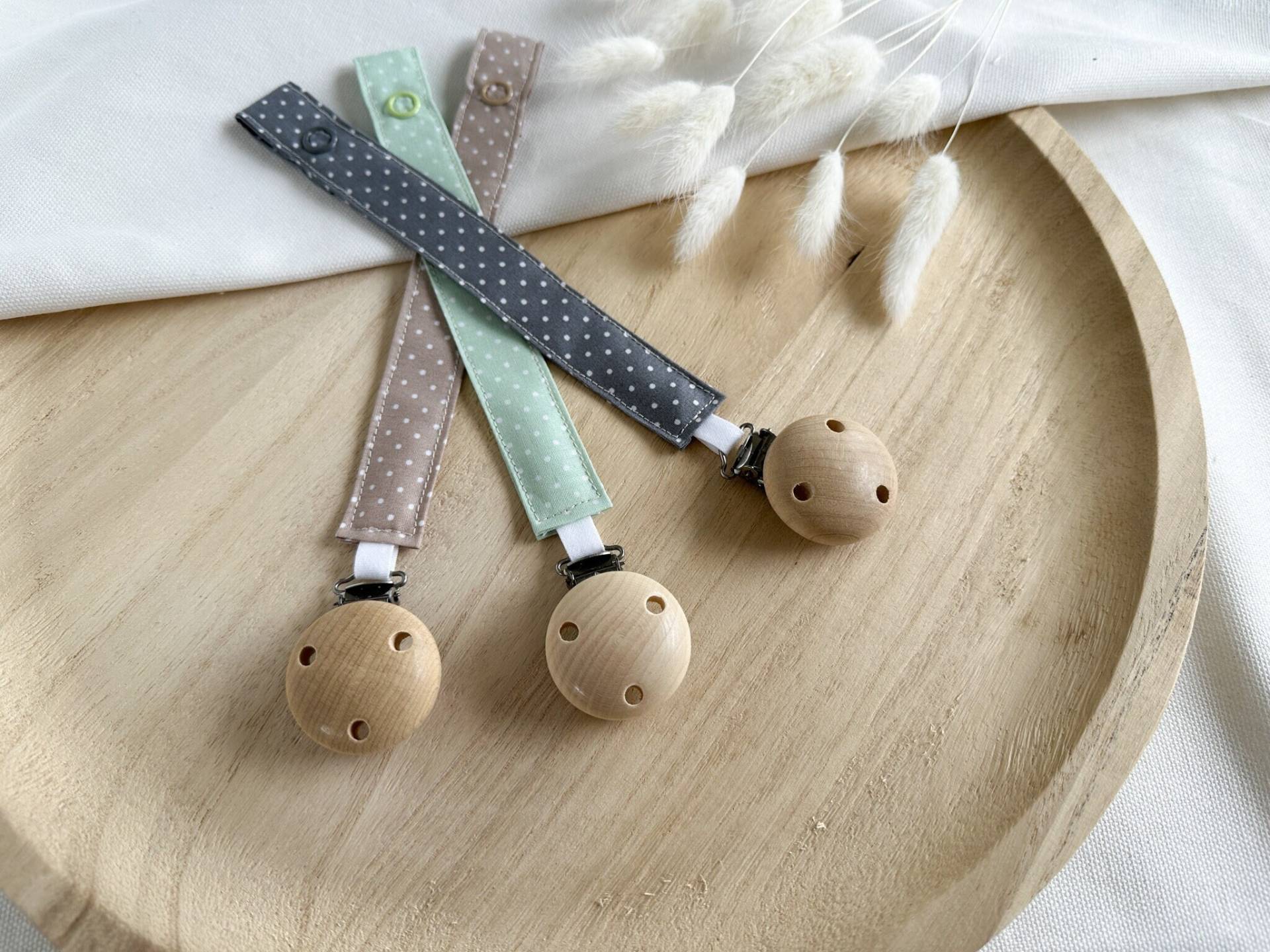 Schnullerband Schnullerkette Stoff Flexibel Geschenk Zur Geburt Taufe Geburtstag Holzclip Baumwolle Waffelpique Junge Mädchen Neugeborene Schnullerband Schnullerkette Stoff Flexibel Geschenk Zur Geburt Taufe Geburtstag Holzclip Baumwolle Waffelpique Junge Mädchen Neugeborene von Etsy - Herzenszeug