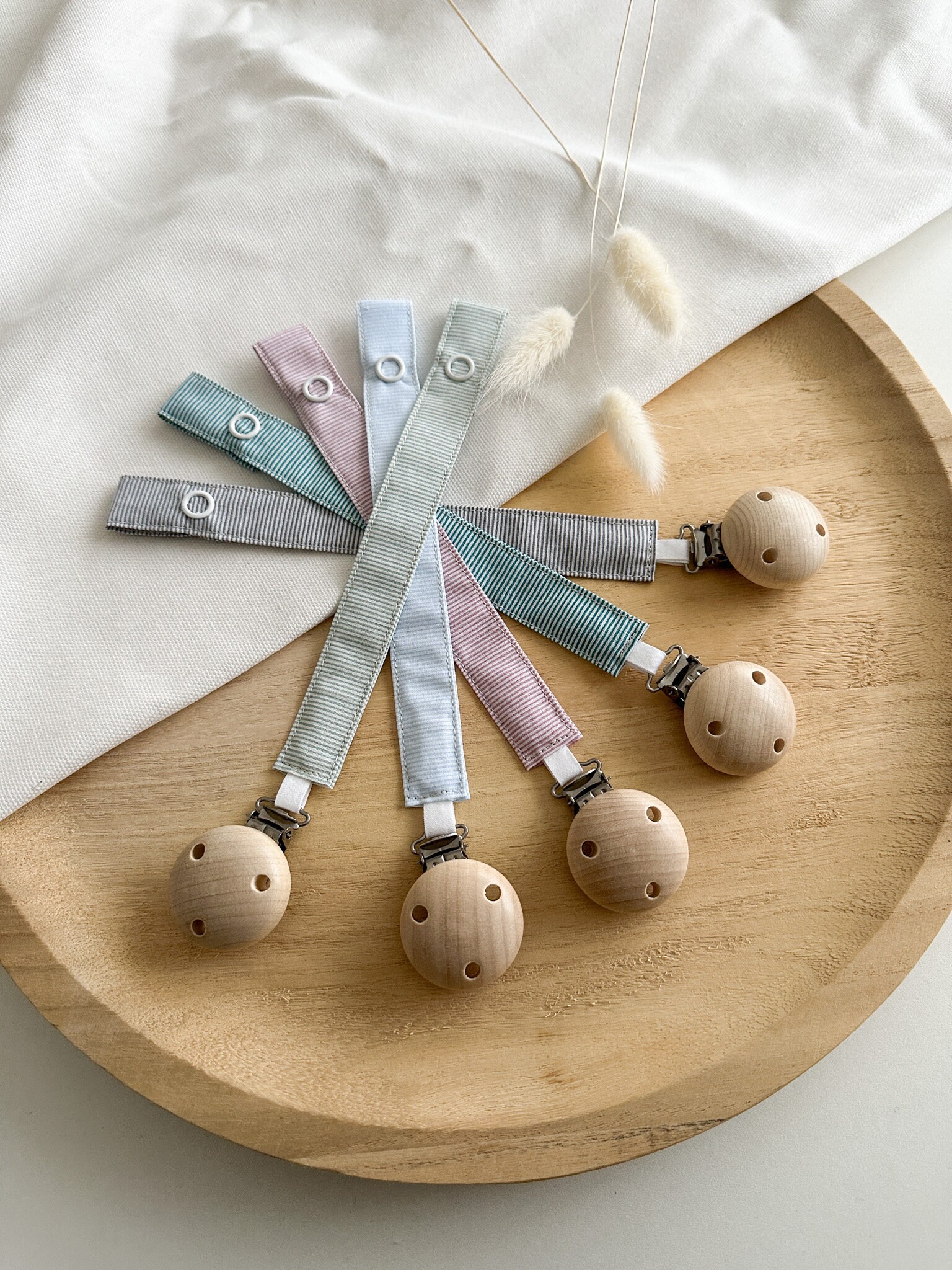 Schnullerkette Schnullerband Aus Stoff Geschenk Zur Geburt Taufe Geburtstag Holzclip Baumwolle Waffelpique Junge Mädchen Neugeboren Streifen Schnullerkette Schnullerband Aus Stoff Geschenk Zur Geburt Taufe Geburtstag Holzclip Baumwolle Waffelpique Junge Mädchen Neugeboren Streifen von Etsy - Herzenszeug
