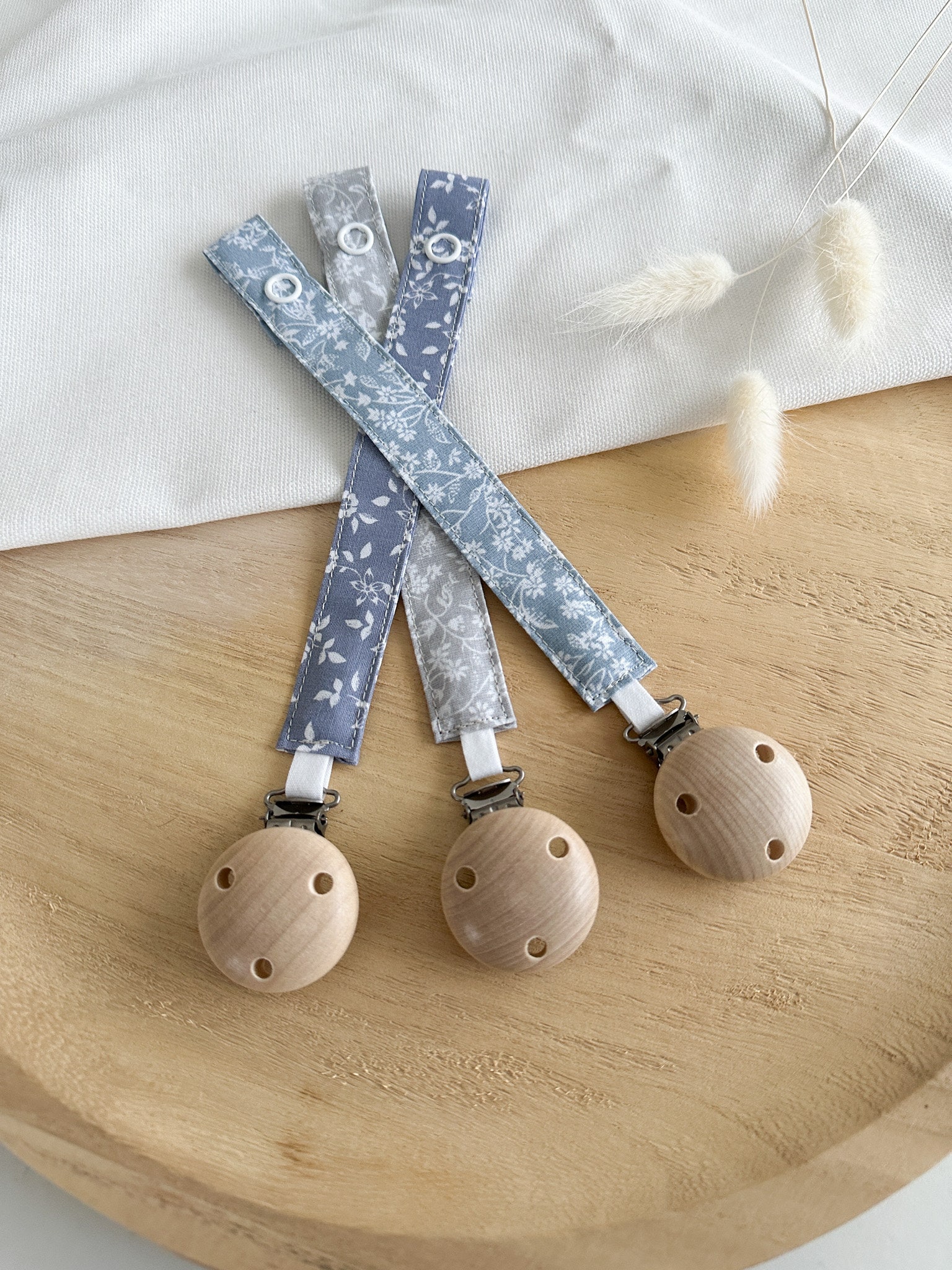 Schnullerkette Schnullerband Aus Stoff Geschenk Zur Geburt Taufe Geburtstag Holzclip Baumwolle Waffelpique Junge Mädchen Neugeborene Schnullerkette Schnullerband Aus Stoff Geschenk Zur Geburt Taufe Geburtstag Holzclip Baumwolle Waffelpique Junge Mädchen Neugeborene von Etsy - Herzenszeug