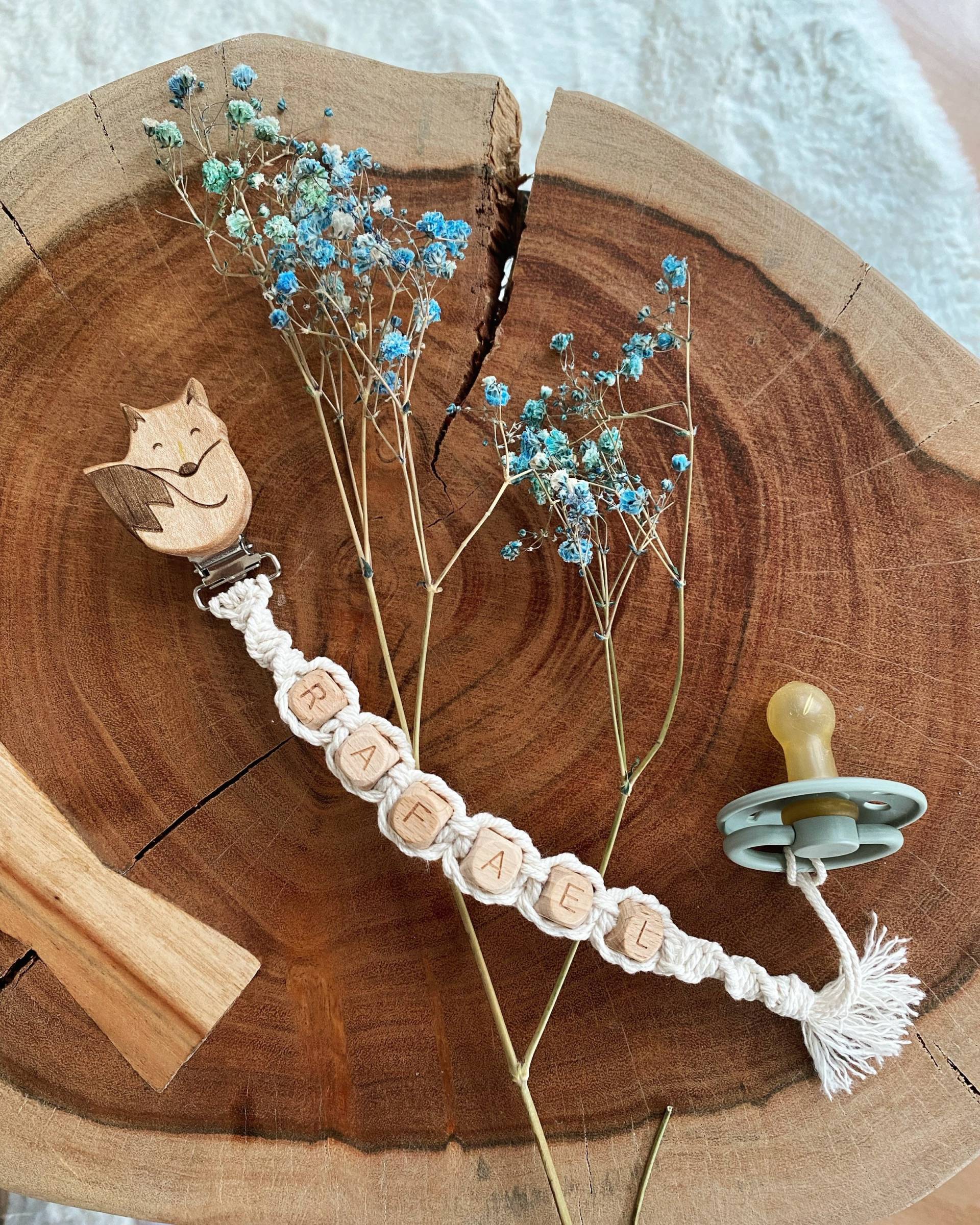 Liebevoll Gestaltete Schnullerkette Liebevoll Gestaltete Schnullerkette von Etsy - Herzlsach