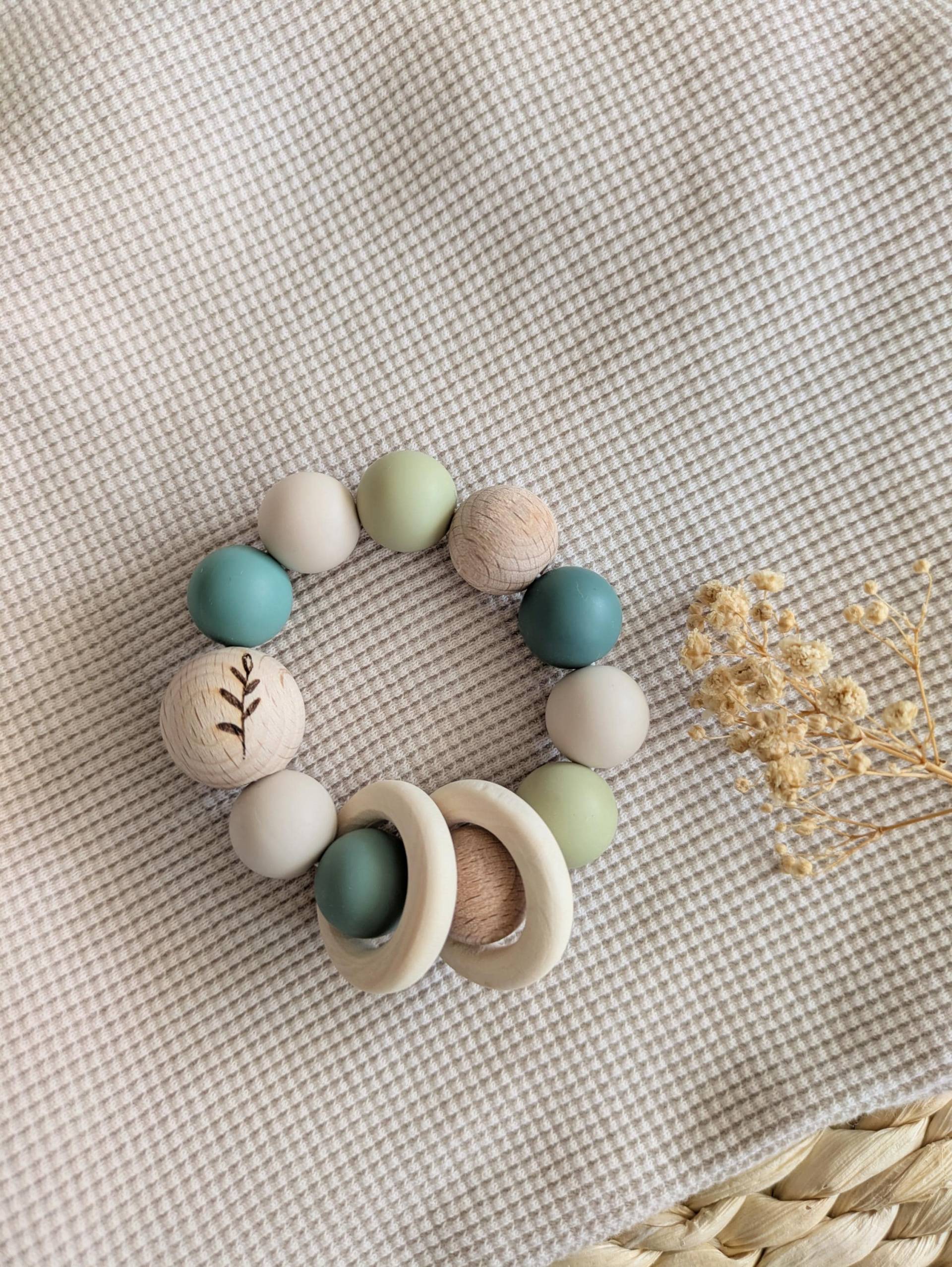 Greifling L Rassel Personalisiert Eukalyptus Grün, Beige Und Blau Geschenk Zur Babyparty, Geburt Taufe von Etsy - HerzstueckByDenise