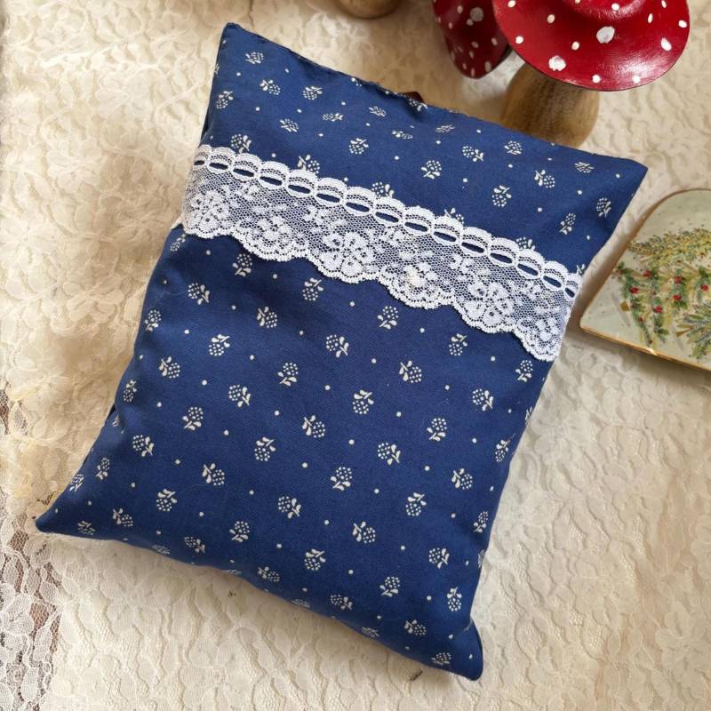 Bio Kräuterkissen Bei Verspannung , Migräne, Zum Ein - Und Durchschlafen Handarbeit Baumwolle Bio Kräuterkissen Bei Verspannung , Migräne, Zum Ein - Und Durchschlafen Handarbeit Baumwolle von Etsy - HexenbesenShop