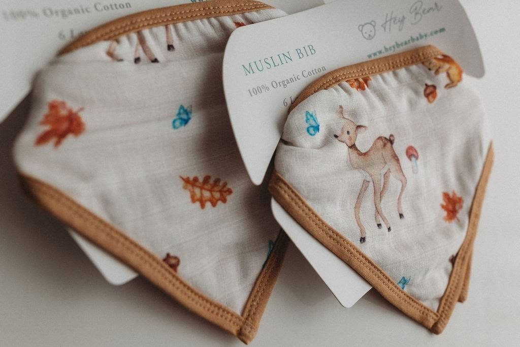 Oh Hirsch Bandana Dribble Bib | Musselin Beiß Absorbierendes Woodland Print Bio-Baumwolle Baby Geschenk Essentials Oh Hirsch Bandana Dribble Bib | Musselin Beiß Absorbierendes Woodland Print Bio-Baumwolle Baby Geschenk Essentials von Etsy - HeybearbabyGB