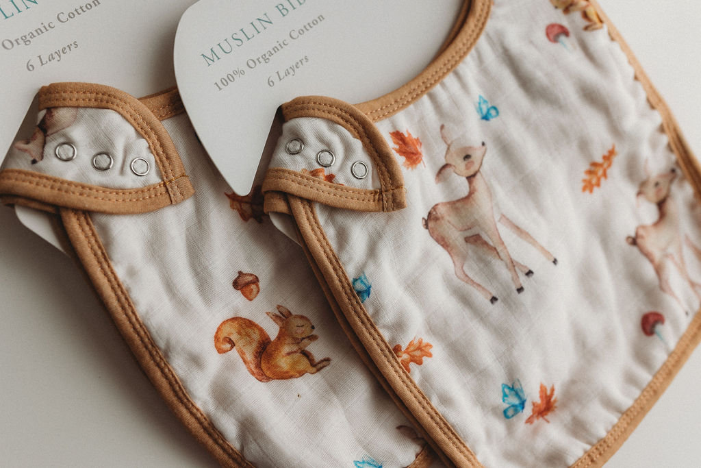 Reh-Reh-| Futterib | Großes Verstellbare Woodland Print Musselin Bib Bio-Baumwolle Baby Geschenke Shower Geschenk Reh-Reh-| Futterib | Großes Verstellbare Woodland Print Musselin Bib Bio-Baumwolle Baby Geschenke Shower Geschenk von Etsy - HeybearbabyGB