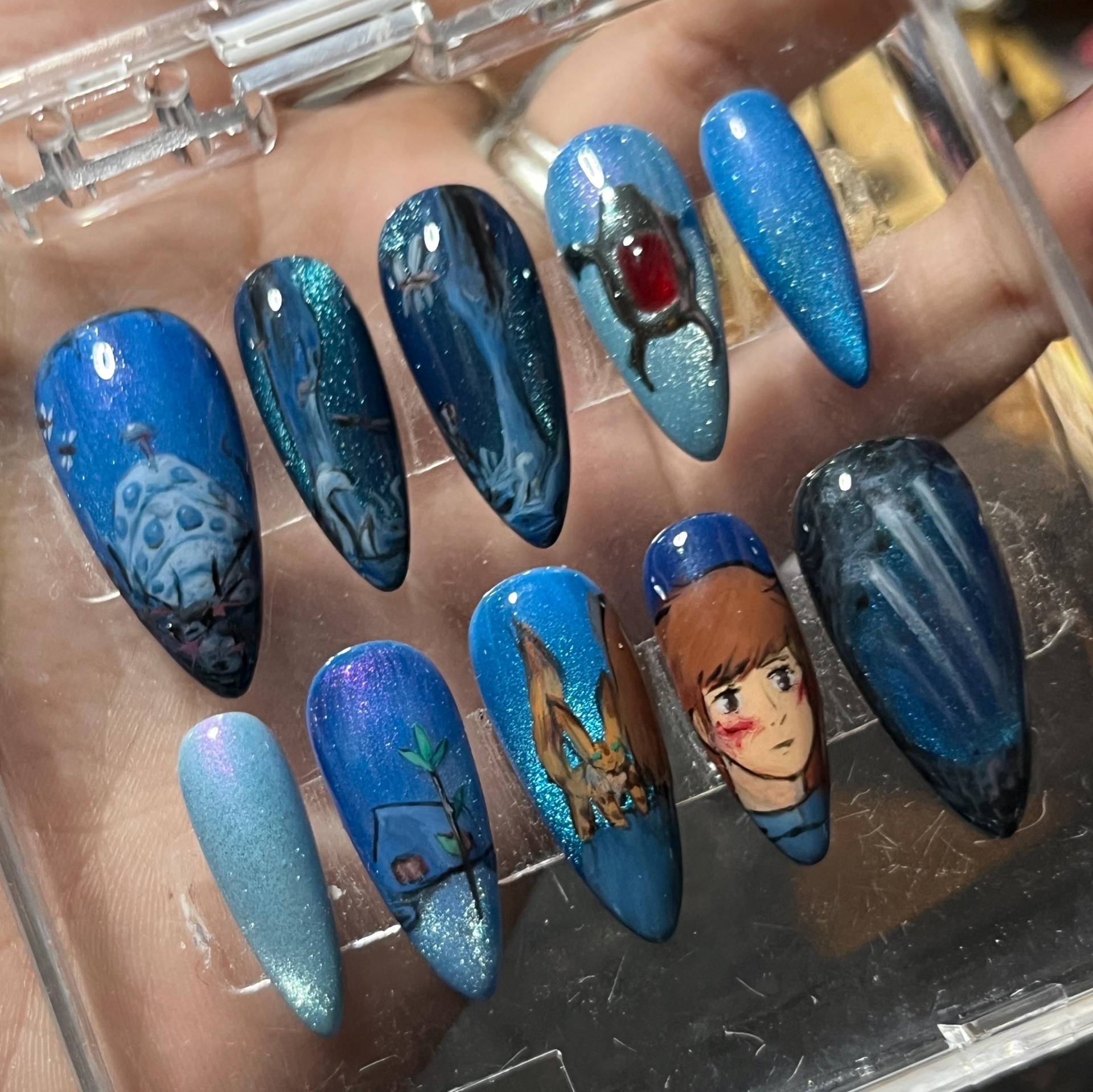 Nausicaa Benutzerdefinierte Presse Auf Nagelset von Etsy - HibouNails