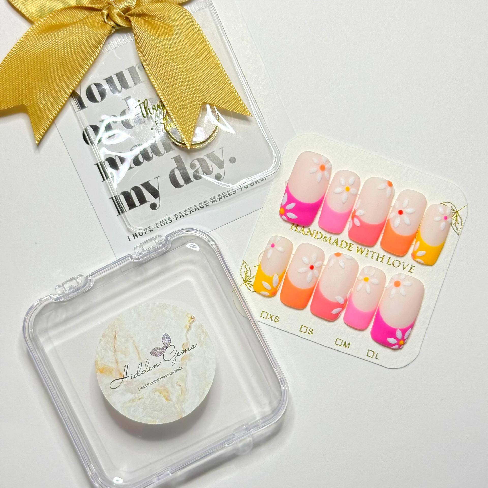 Geprägte Blumen & Bunte Spitze Drücken Sie Die Nägel | Falsche Luxus Bestseller Bester Nagel-Shop Trending Geprägte Blumen & Bunte Spitze Drücken Sie Die Nägel | Falsche Luxus Bestseller Bester Nagel-Shop Trending von Etsy - HiddenGemsNailShop