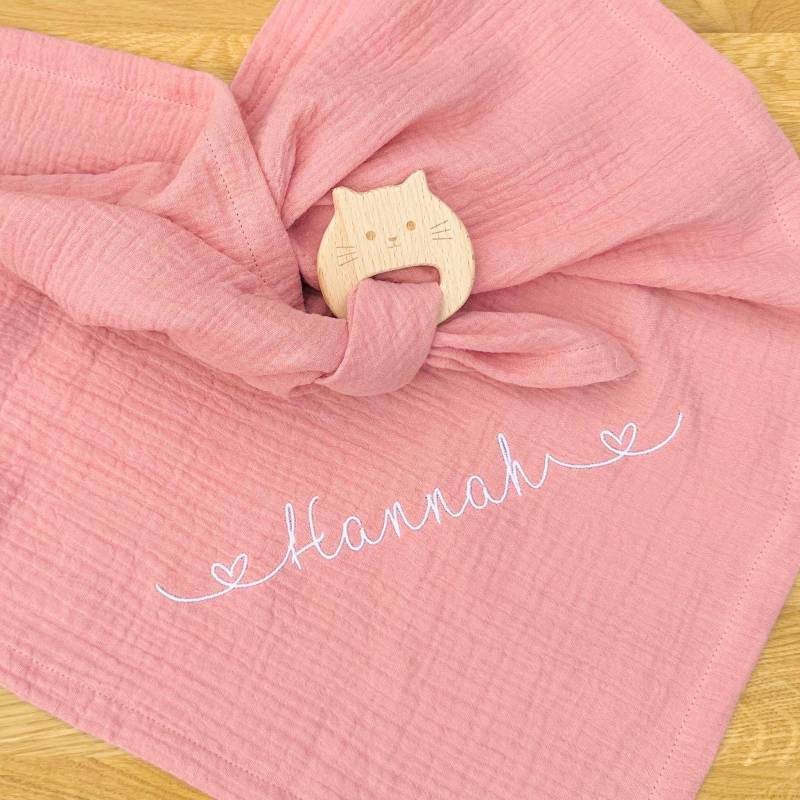 Bio-Spucktuch Mit Namen Personalisiert Greifling - Weiches Musselin Aus Biobaumwolle | Mulltuch, Stillschal, Geschenk Zur Geburt & Taufe von Etsy - Hirschgarten