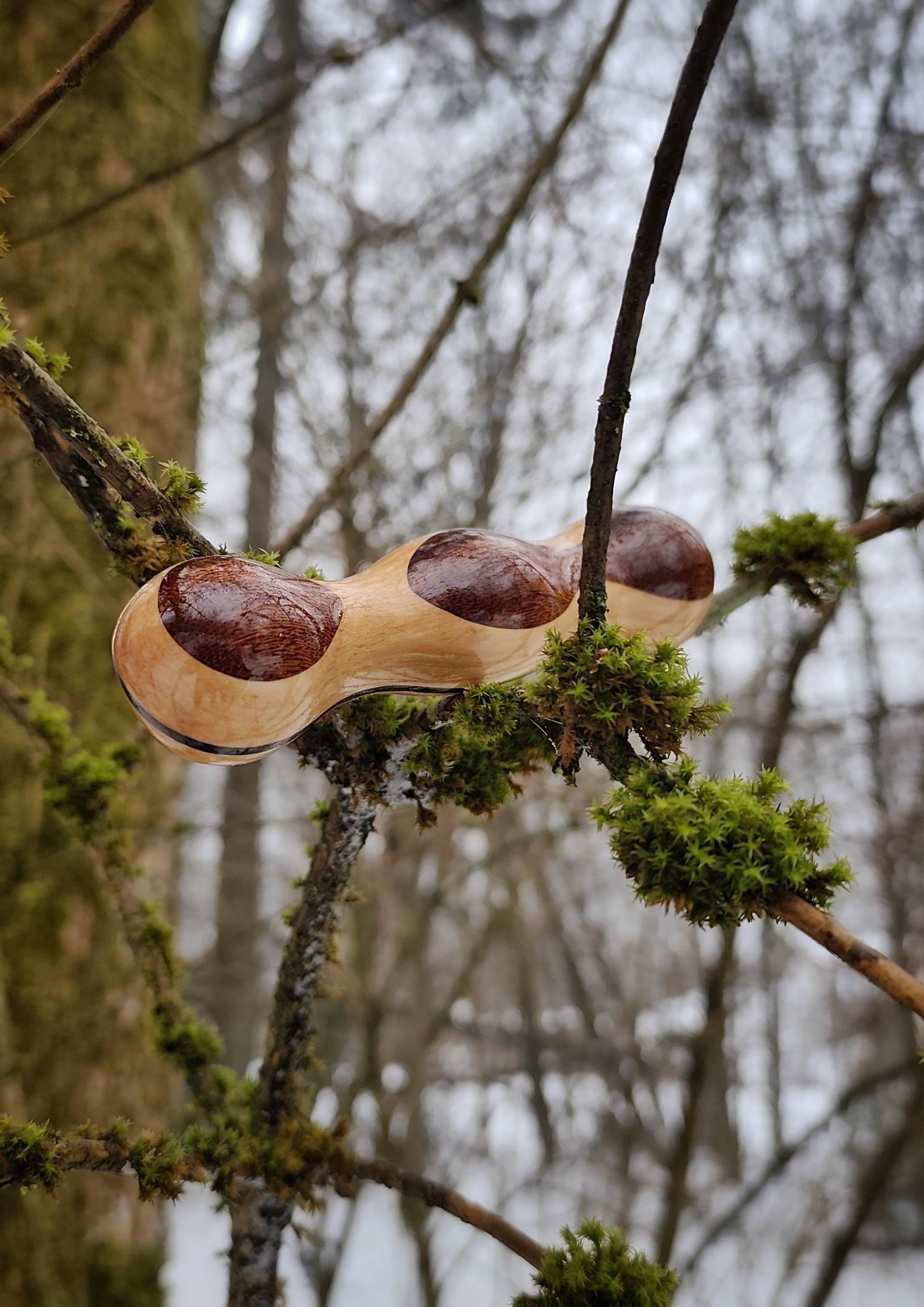 Handschmeichelnder Holzmassagestab von Etsy - HolzLuestling