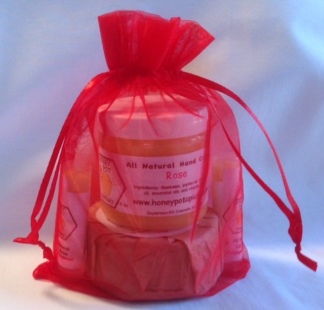 Honey Pot Farm Balsam Und Seife Geschenktüte - Beauty Set Beinhaltet Hand- Lippenbalsam + Perfekt Für Alle Geburtstage Abschlussgeschenk von Etsy - HoneyPotFarm