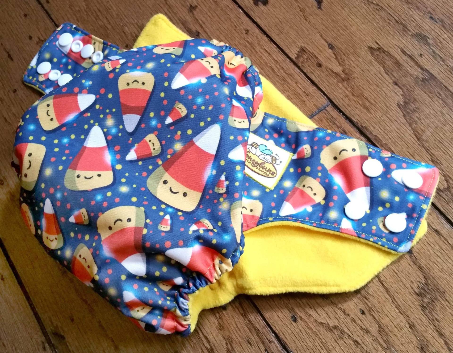 Candy Corn Pul Pocket Stoffwindel Candy Corn Pul Pocket Stoffwindel von Etsy - HoneybunsClothDiaper