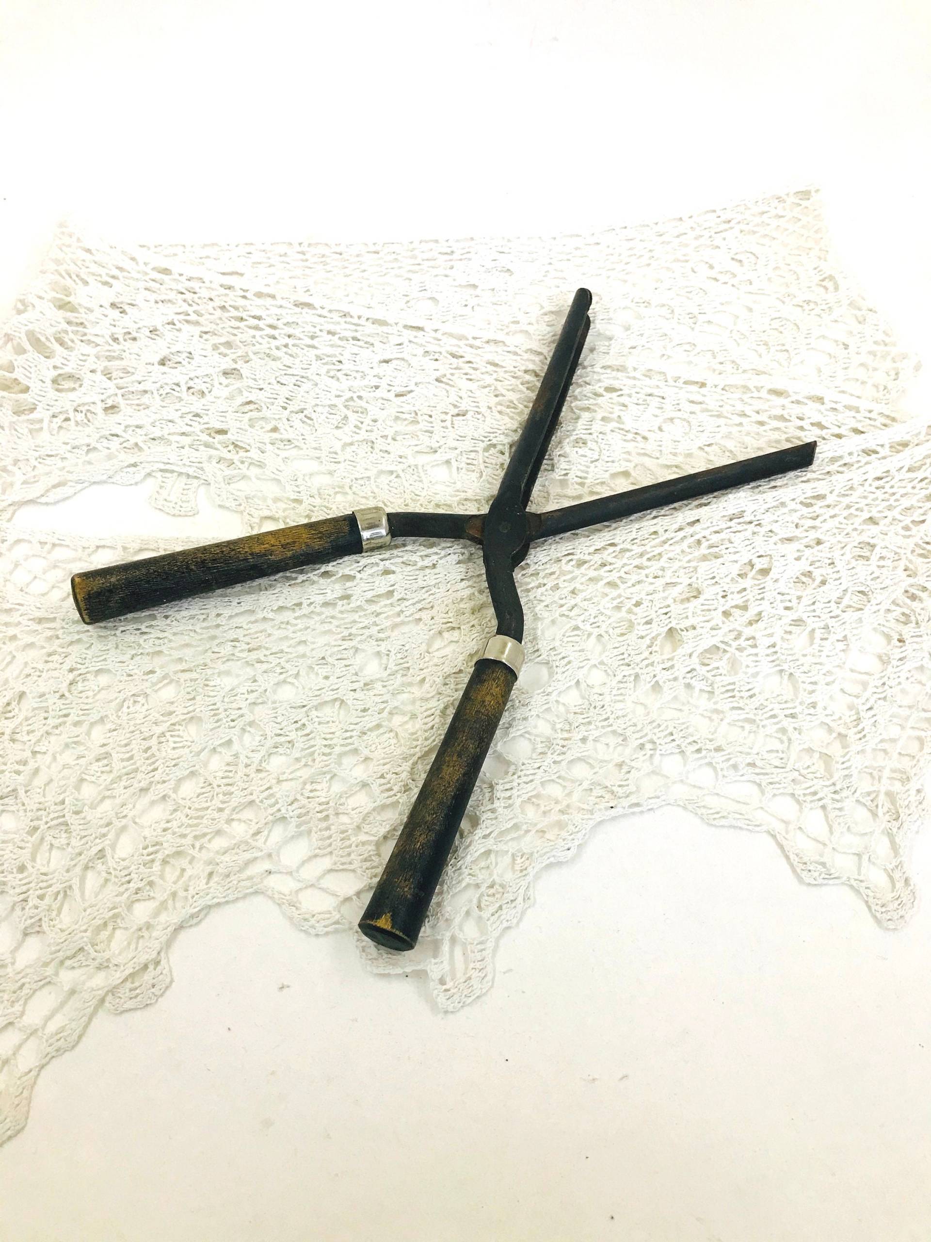 Antiker Haar-Lockenstab 1920Er Jahre Metal Wave Maker, Schönheitssalon Dekor von Etsy - ImiraVintageDecor