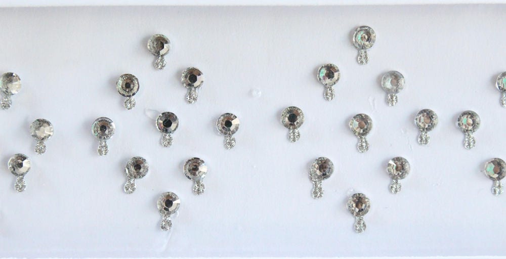 Silver Face Jewels Festival Bindi Stickers - 36 Pack von Etsy - IndianartstoreShop