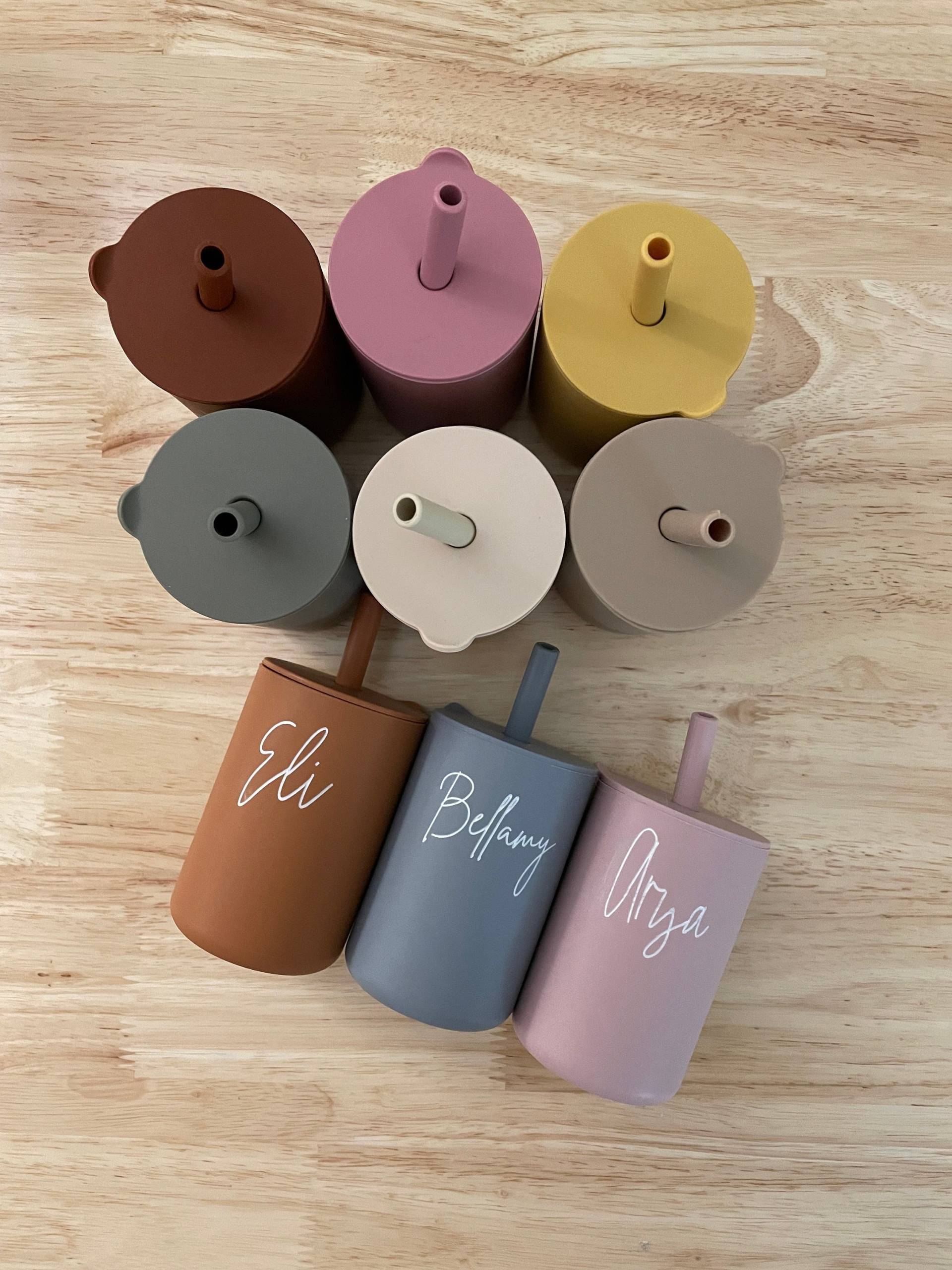 Personalisierte Silikon-Kleinkind-Tasse Mit Deckel Und Stroh, Individuelle Namensgravur, Baby-Geschenk Für Baby Jungen Mädchen - 6 Unzen Personalisierte Silikon-Kleinkind-Tasse Mit Deckel Und Stroh, Individuelle Namensgravur, Baby-Geschenk Für Baby Jungen Mädchen - 6 Unzen von Etsy - InkValleyDesigns