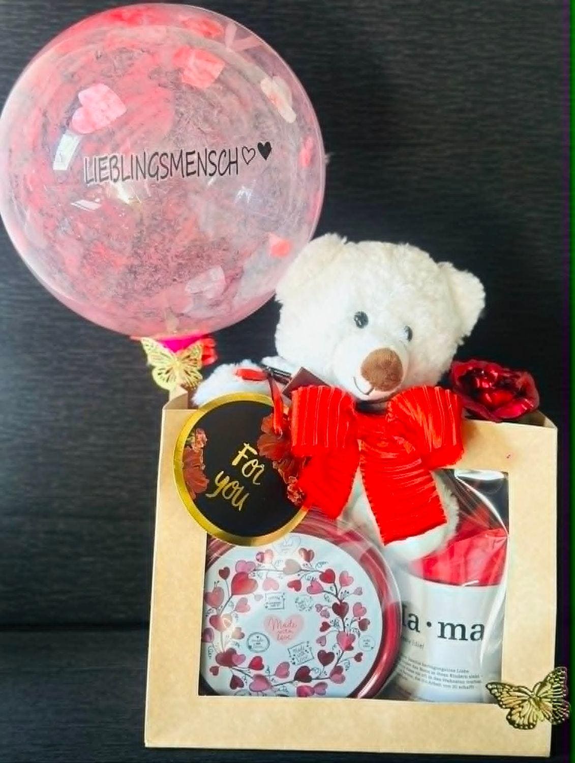Personalisierte Geschenk-Tüte Für Mamas - Herz-Cookies Plüschtier Ballon-Bobo Gold Rote Deko-Rose Personalisierte Geschenk-Tüte Für Mamas - Herz-Cookies Plüschtier Ballon-Bobo Gold Rote Deko-Rose von Etsy - InnovativeGeschenke