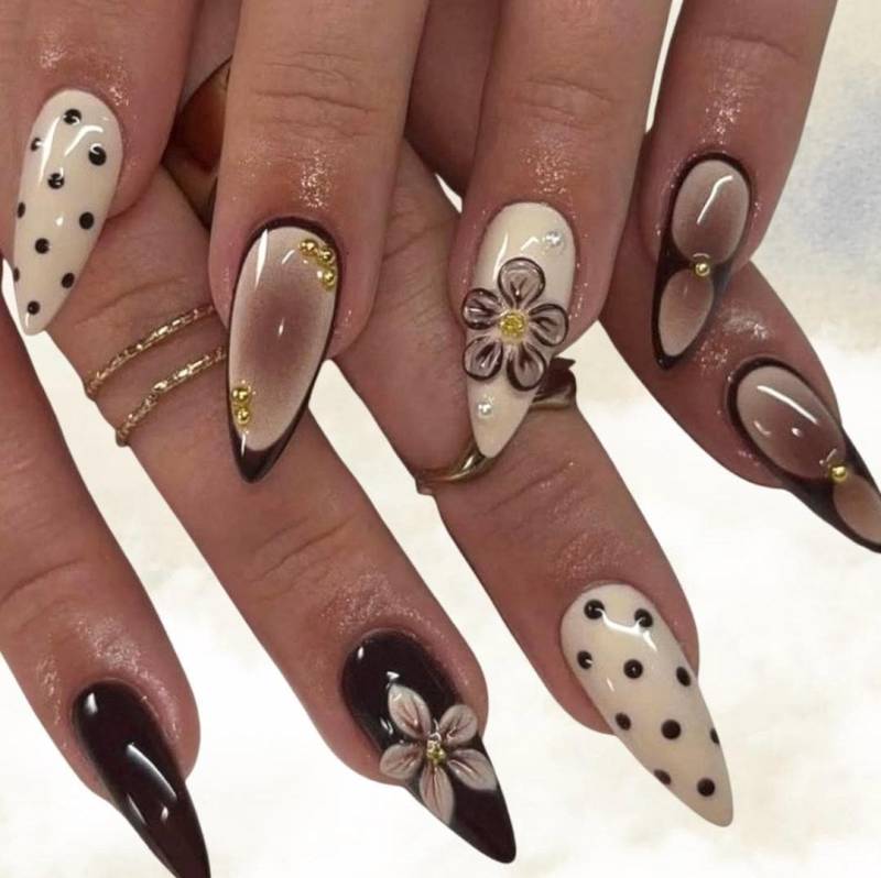 Braun Goldene Nägel Mit Polka Dots von Etsy - InstantPerfectNails