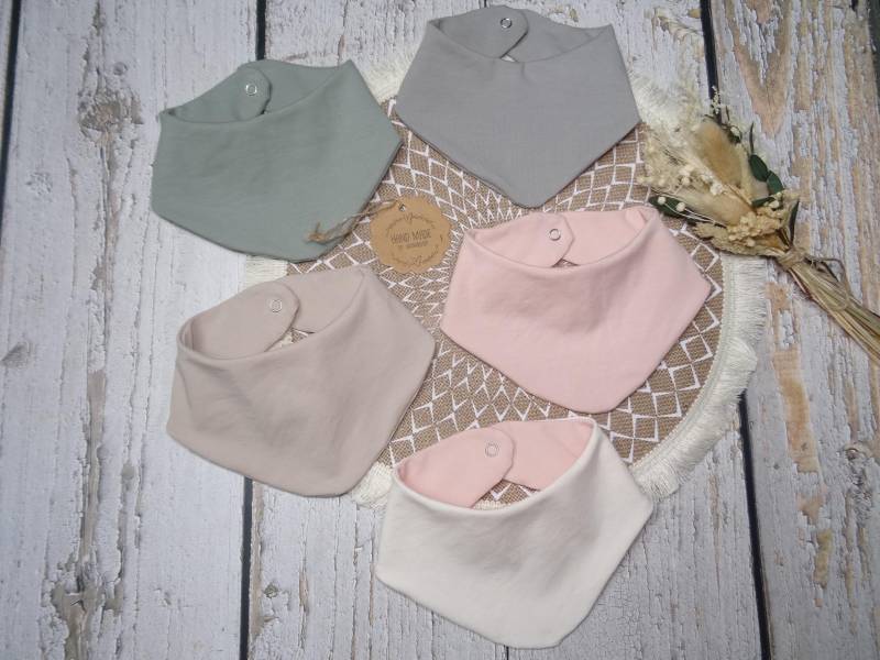 Kinder Baby Halstuch Dreieckstuch Spucktuch, in Vielen Farben, Verschiedene Größen Uni von Etsy - IriannaShop