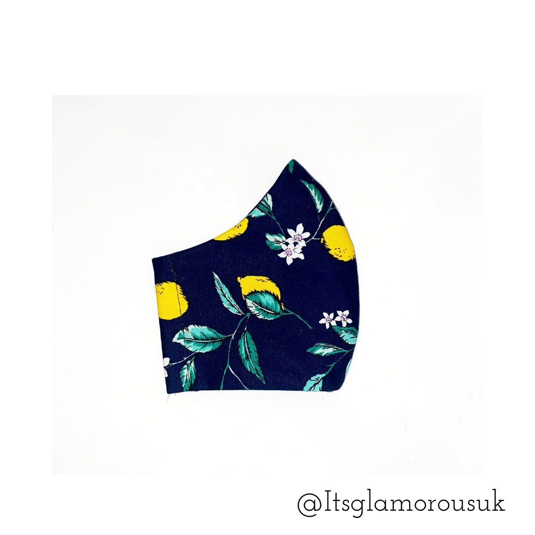 Briefkasten Geschenk - Lemon Print Handgemachte Baumwoll Gesichtsmaske Uk Made Luxusmasken Doppellagig Gemusterte Wiederverwendbar Waschbar Briefkasten Geschenk - Lemon Print Handgemachte Baumwoll Gesichtsmaske Uk Made Luxusmasken Doppellagig Gemusterte Wiederverwendbar Waschbar von Etsy - ItsGlamorousUK