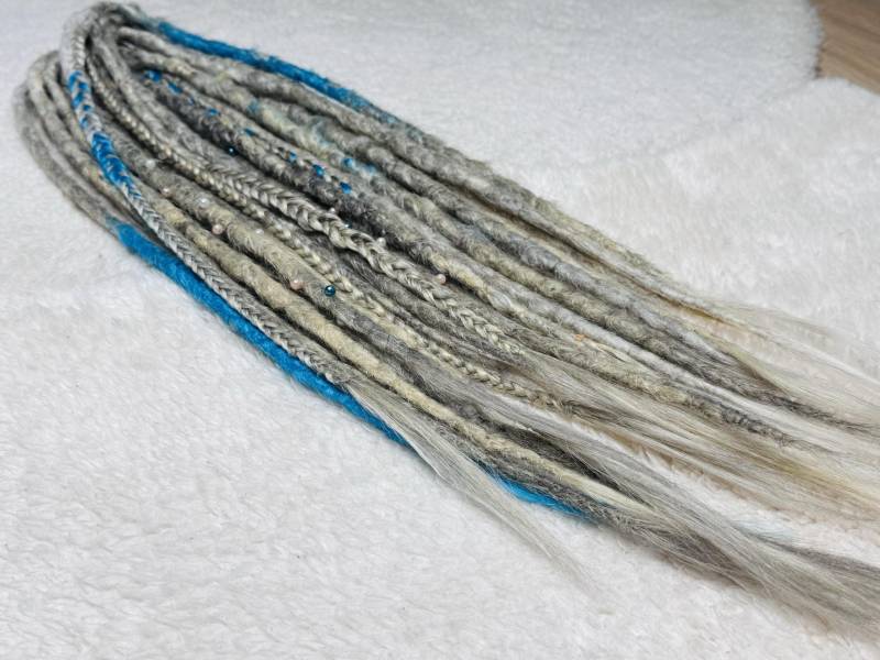 Naturgraues Dreadset von Etsy - JBslovelocs