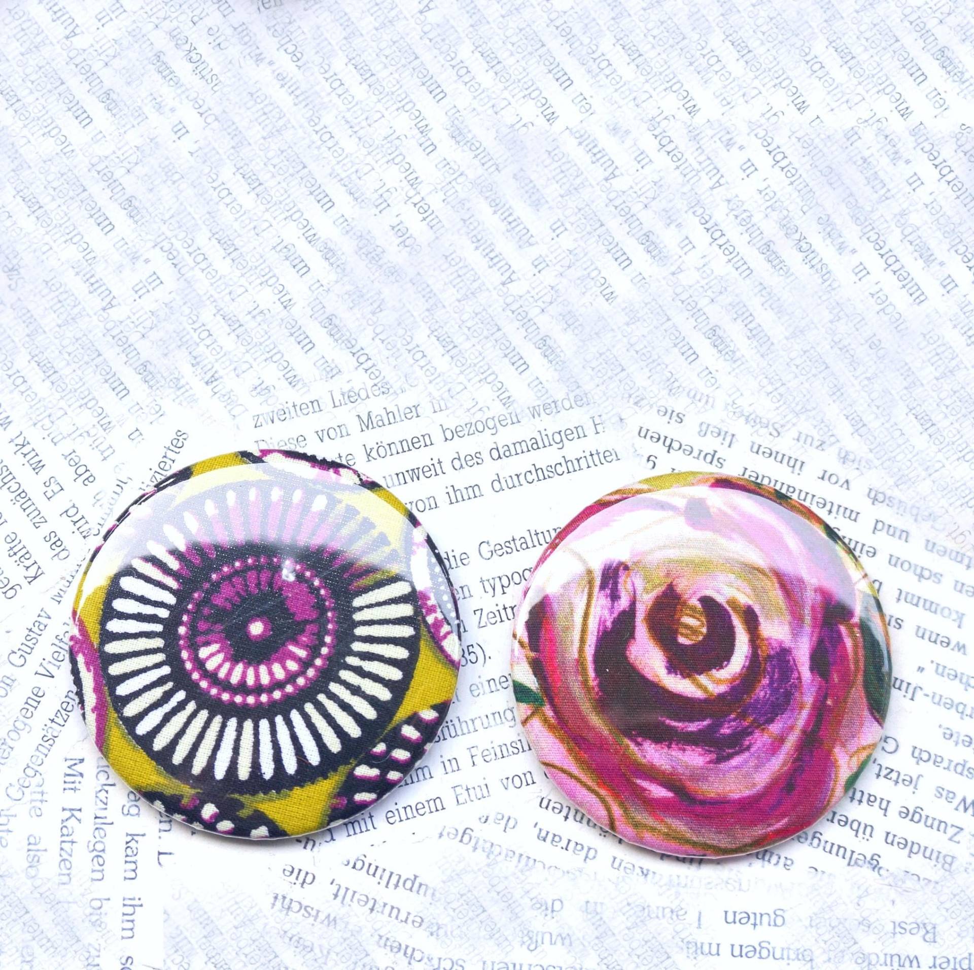 Motiv Taschenspiegel, Rund Rosenmuster, Spiegelbutton, Mandalamotiv, Handspiegel 59 Mm, Floral, Grafisch, Stoffbezug Motiv Taschenspiegel, Rund Rosenmuster, Spiegelbutton, Mandalamotiv, Handspiegel 59 Mm, Floral, Grafisch, Stoffbezug von Etsy - JOJAsWELT