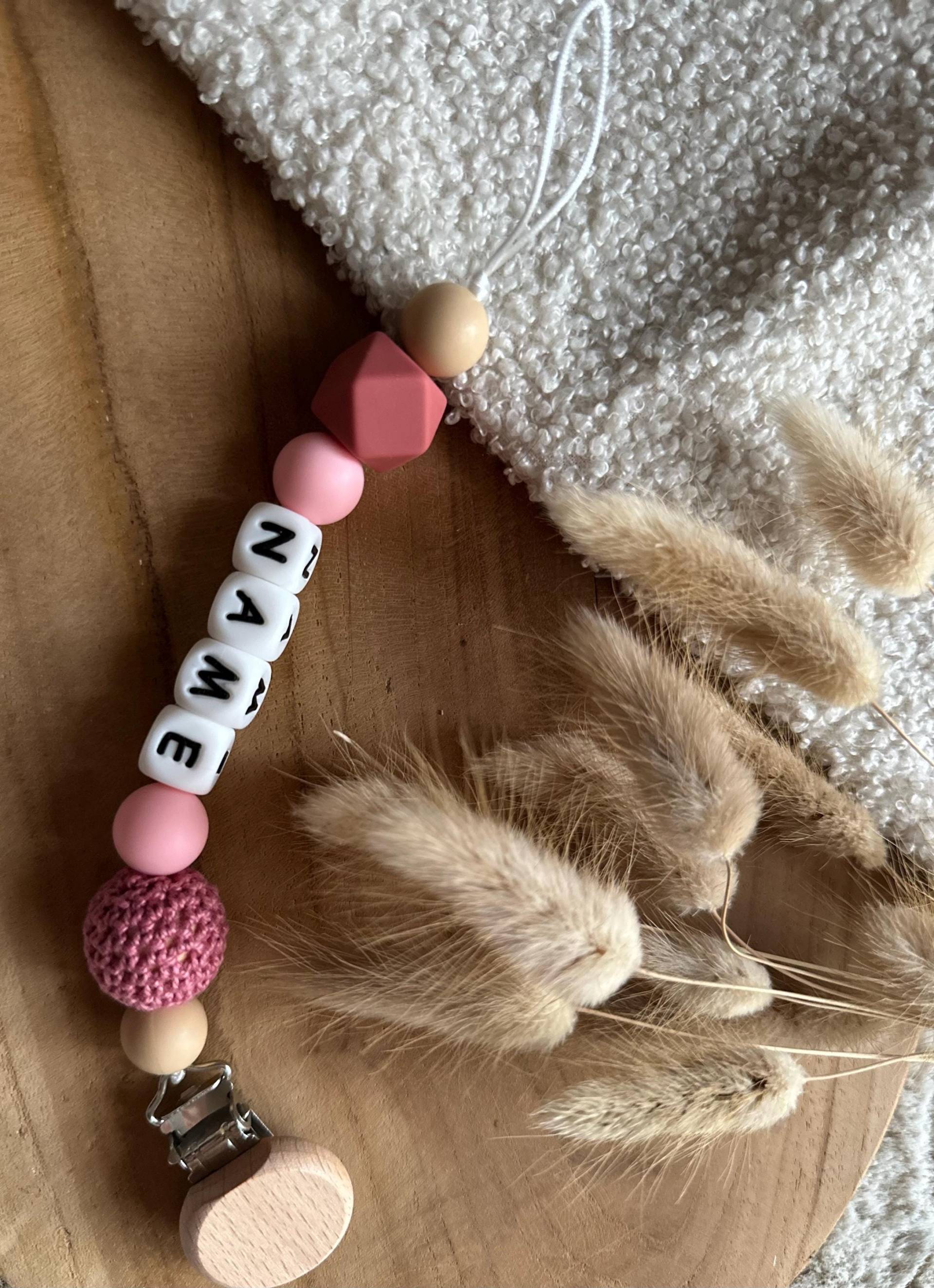 Personalisierte Schnullerkette Personalisierte Schnullerkette von Etsy - JOMAmadewithlove