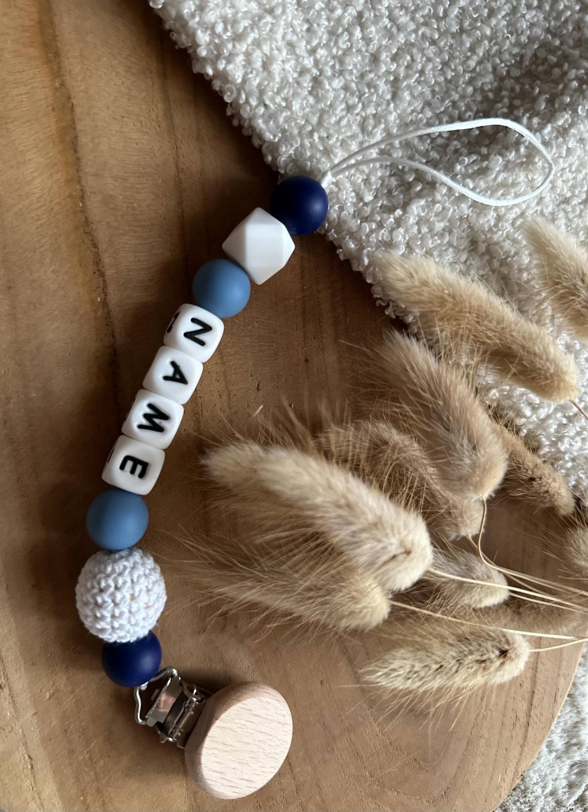 Personalisierte Schnullerkette von Etsy - JOMAmadewithlove