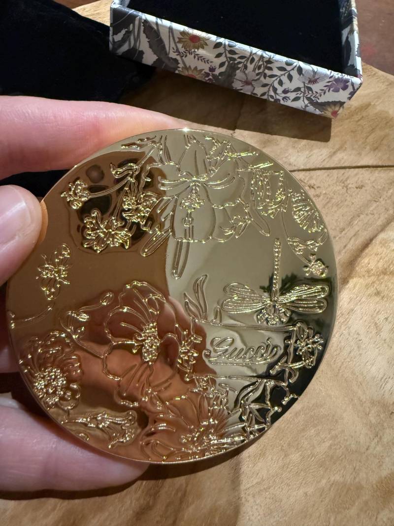 Goldener Taschenspiegel Mit Floralem Muster & Libelle, Eleganter Compact Mirror, Beauty Accessoire von Etsy - Jamoura