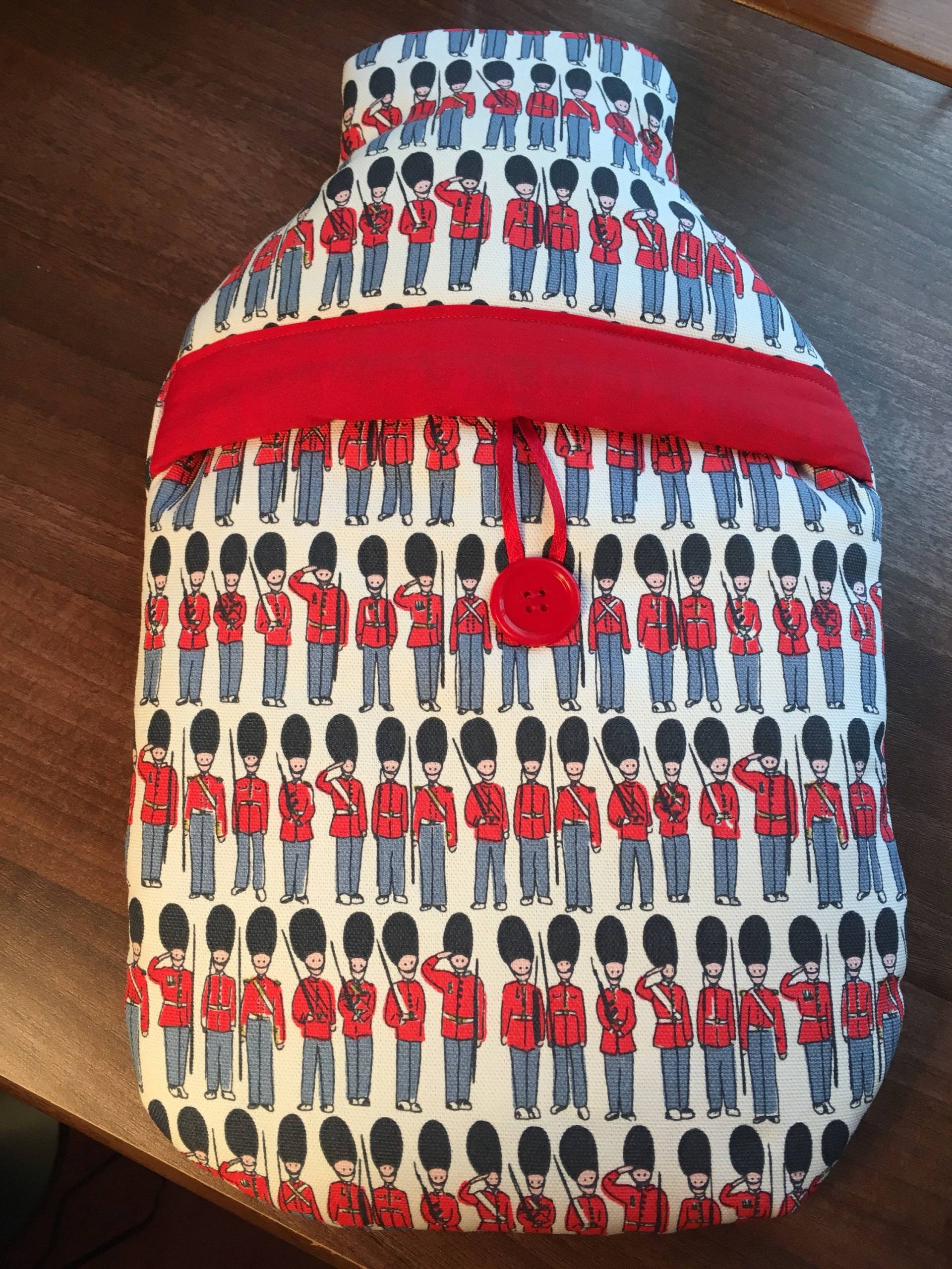 Cath Kidston Soldaten Wärmflasche Aus Stoff Cath Kidston Soldaten Wärmflasche Aus Stoff von Etsy - Janellicraftz
