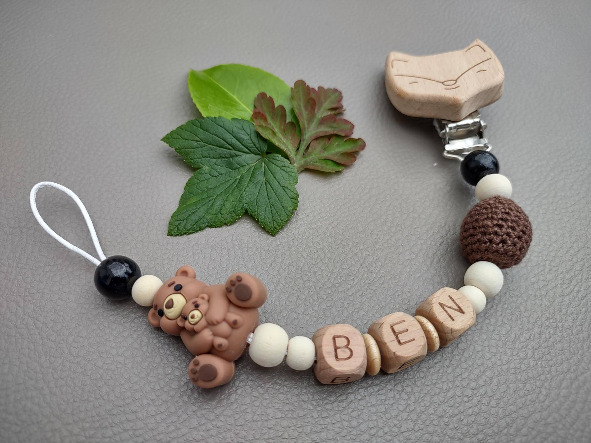 Personalisierte Schnullerkette Mit Name Bär von Etsy - JanuFaktur