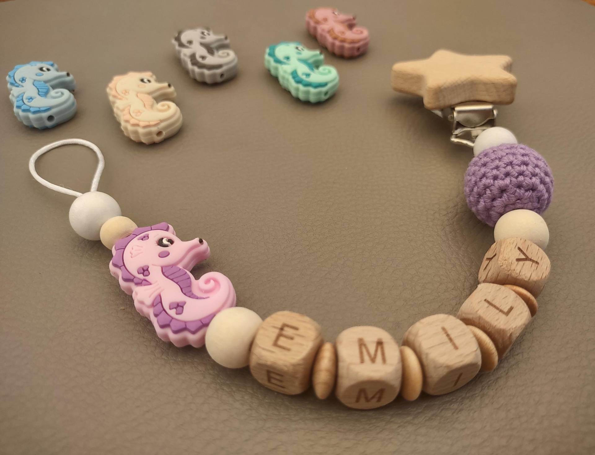 Personalisierte Schnullerkette Mit Name Personalisierte Schnullerkette Mit Name von Etsy - JanuFaktur