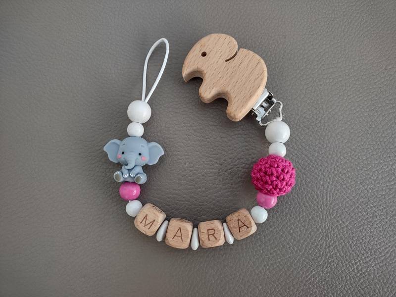 Schnullerkette Mit Name Elefant Mädchen Rosa | Personalisiert Baby Geschenk Holz Häkelperlen Schnullerkette Mit Name Elefant Mädchen Rosa | Personalisiert Baby Geschenk Holz Häkelperlen von Etsy - JanuFaktur