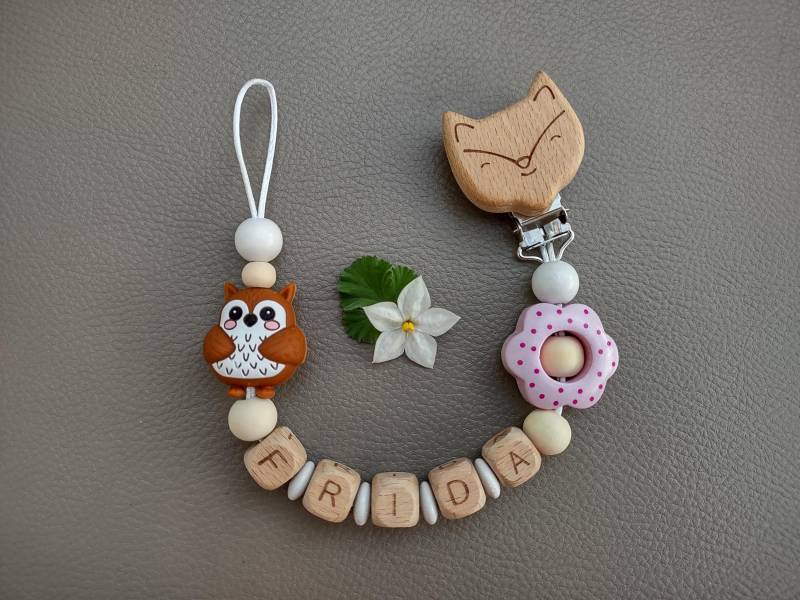 Schnullerkette Personalisiert Eule Mit Name Babygeschenk von Etsy - JanuFaktur