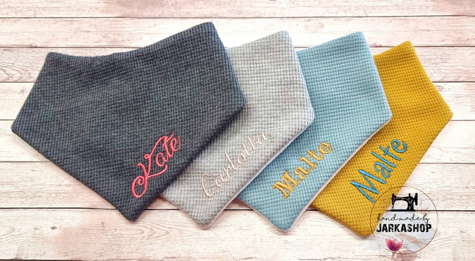Baby Winter Wende-Halstuch "Waffelstrick Jersey, Fleece", Mit Namen Gestickt, Personalisiert, Halstuch, Babyhalstuch, Dreiecktuch, Halstuch Baby Winter Wende-Halstuch "Waffelstrick Jersey, Fleece", Mit Namen Gestickt, Personalisiert, Halstuch, Babyhalstuch, Dreiecktuch, Halstuch von Etsy - Jarkashop