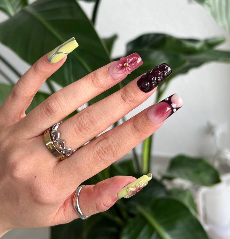 Crimson Orchid Press On Set von Etsy - JasminsPressOns