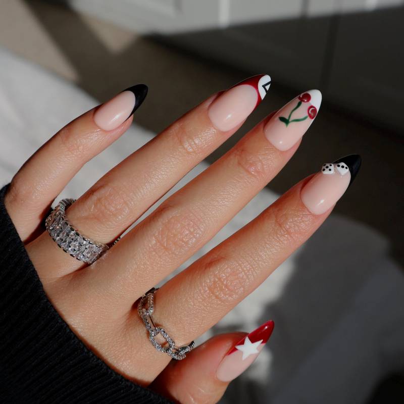 Kirsche Würfel Press On Nägel von Etsy - JasminsPressOns