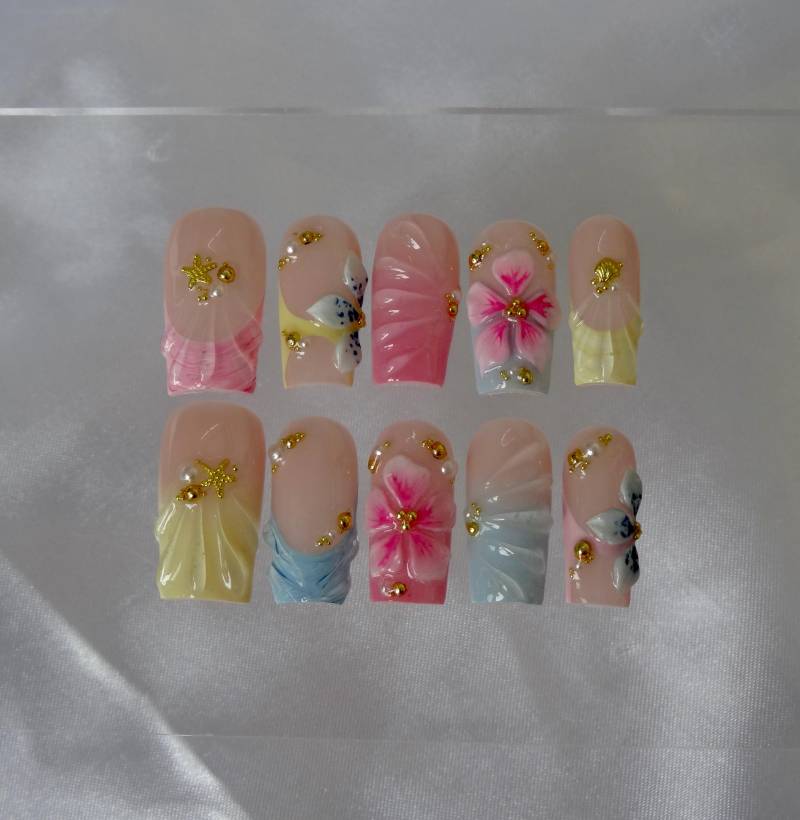 Summer Hibiscus Handmade Press On Nails Set Summer Hibiscus Handmade Press On Nails Set von Etsy - JasminsPressOns