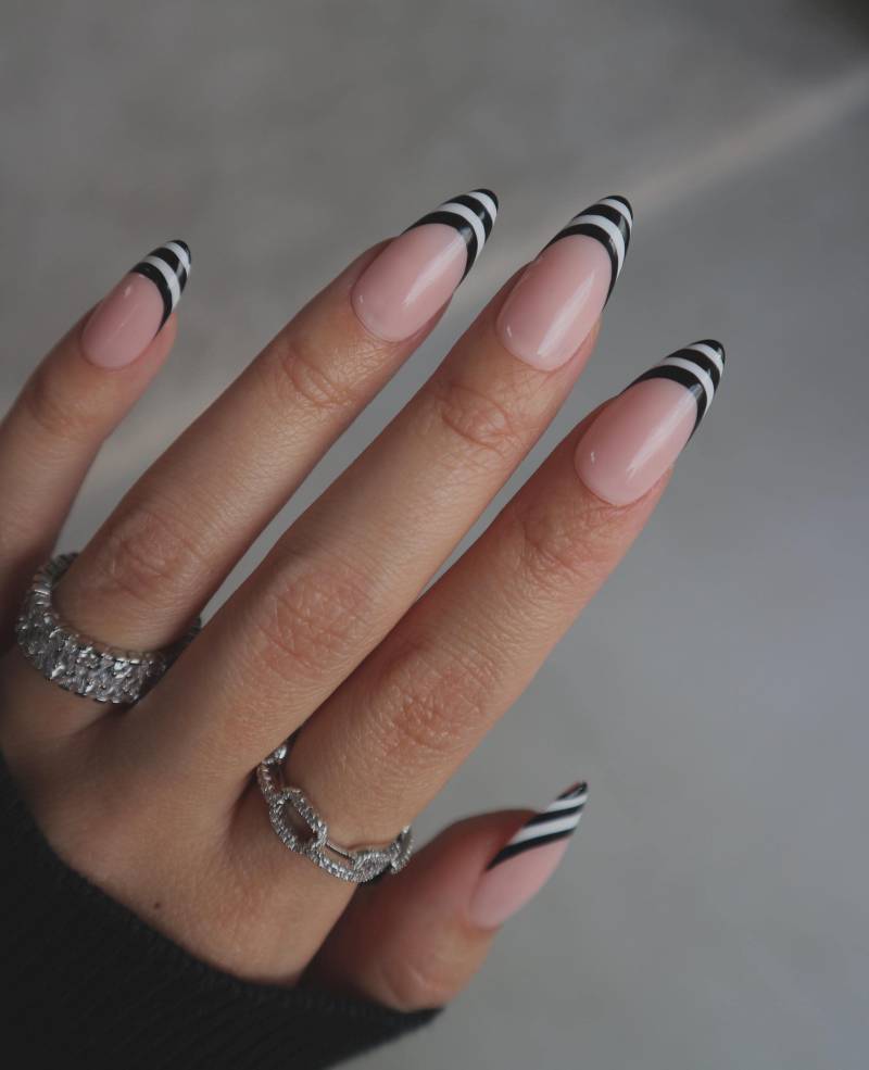 striped French Press On Nails von Etsy - JasminsPressOns