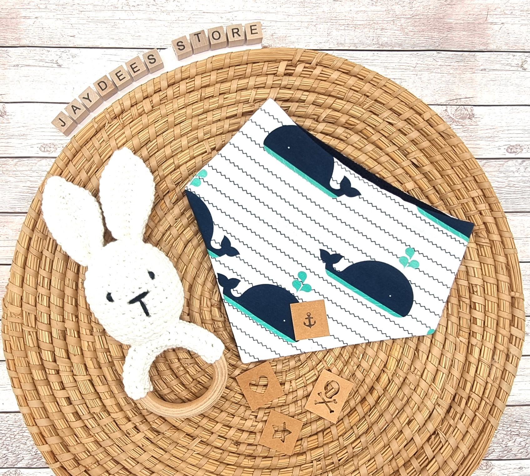 Baby Wende Halstuch "Walfisch" Jersey, Waffelstrick, Dreiecktuch, Lätzchen, Spucktuch, Sabberlätzchen, Sabbertuch, Halstuch Mit Namen, Maritim Baby Wende Halstuch "Walfisch" Jersey, Waffelstrick, Dreiecktuch, Lätzchen, Spucktuch, Sabberlätzchen, Sabbertuch, Halstuch Mit Namen, Maritim von Etsy - JayDeesStore