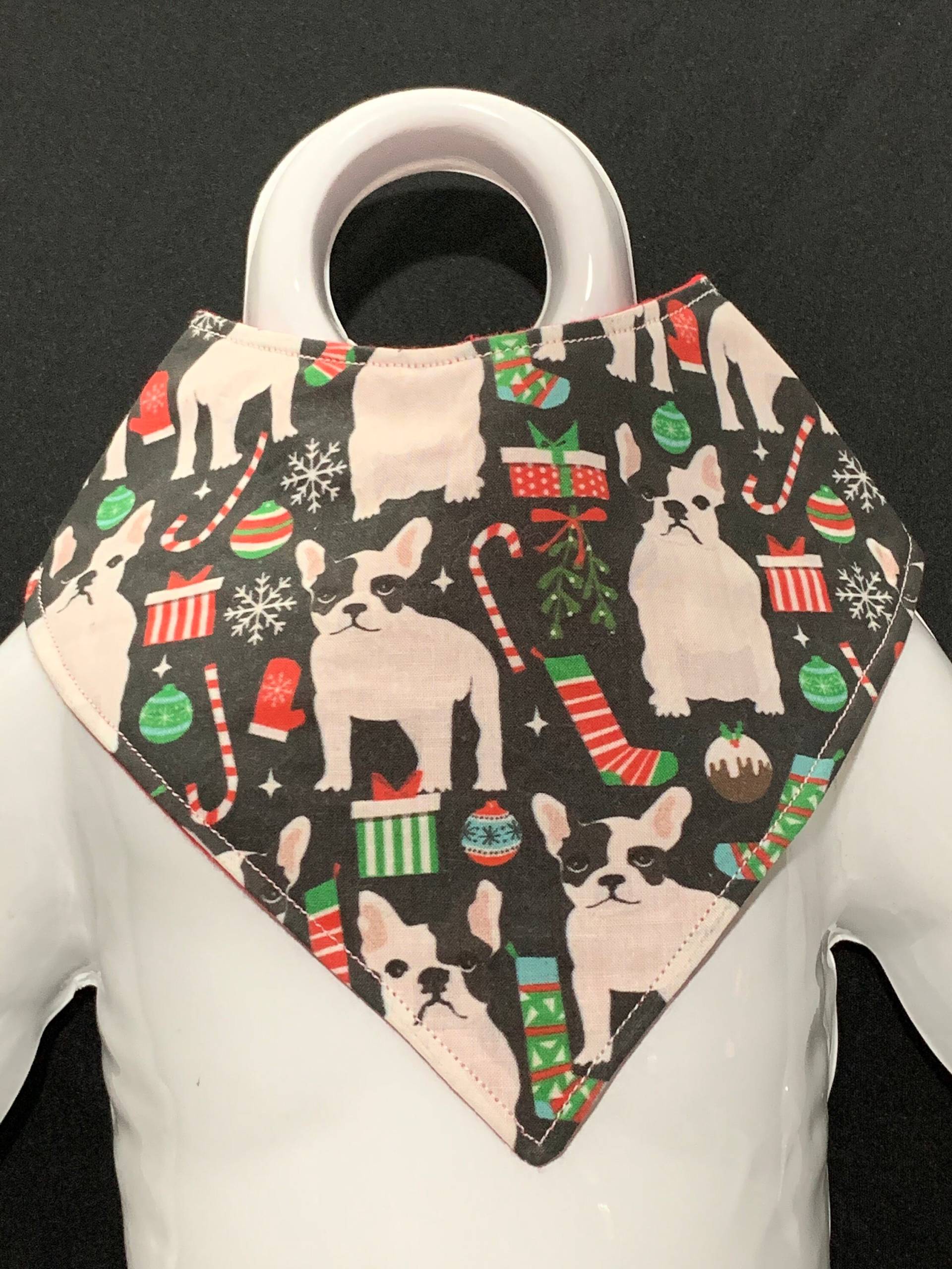 Frenchies Christmas B-Dry Drool Bib/Bibdana/Bandana Bib von Etsy - JaydieBugandB